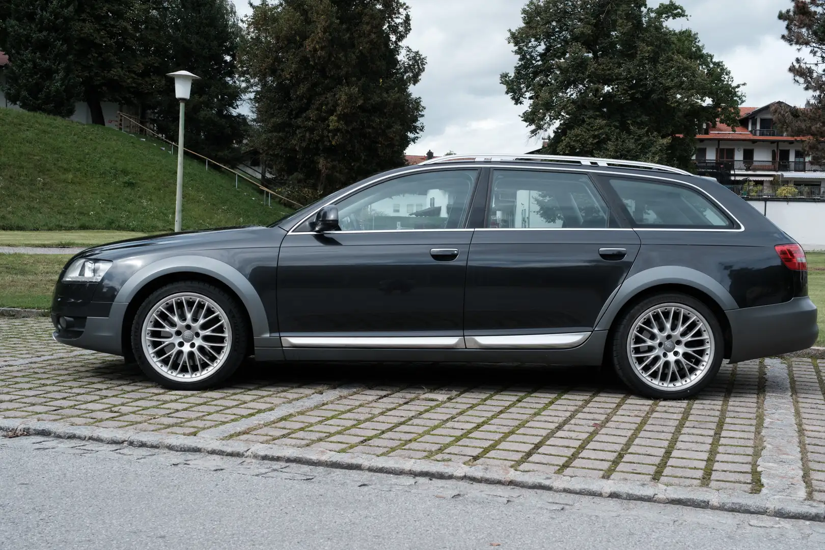 Audi A6 allroad A6 Allroad 3,0 TDI quattro DPF Tiptronic Grau - 2