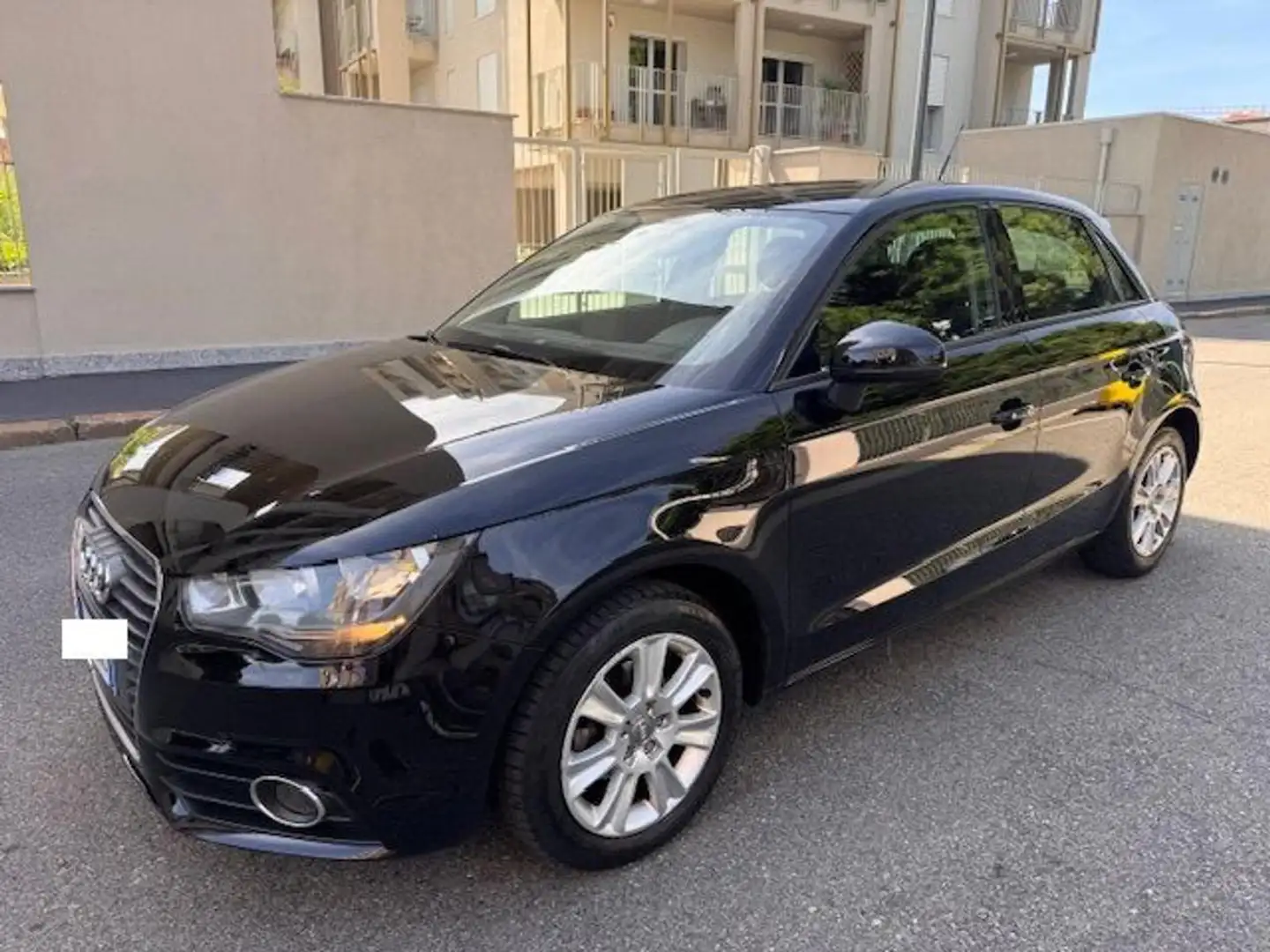 Audi A1 SPB 1.6 DIESEL PERFETTA   !!! Zwart - 2