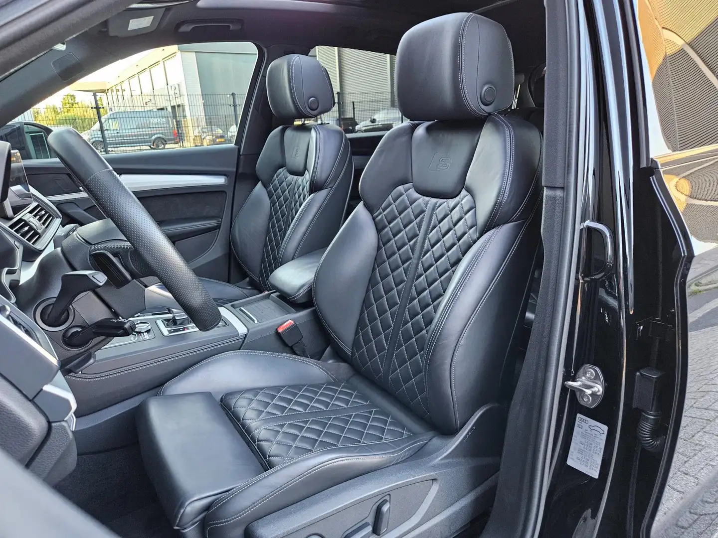 Audi Q5 TFSI e Quattro Competition 3x S line Panodak Lucht Nero - 2