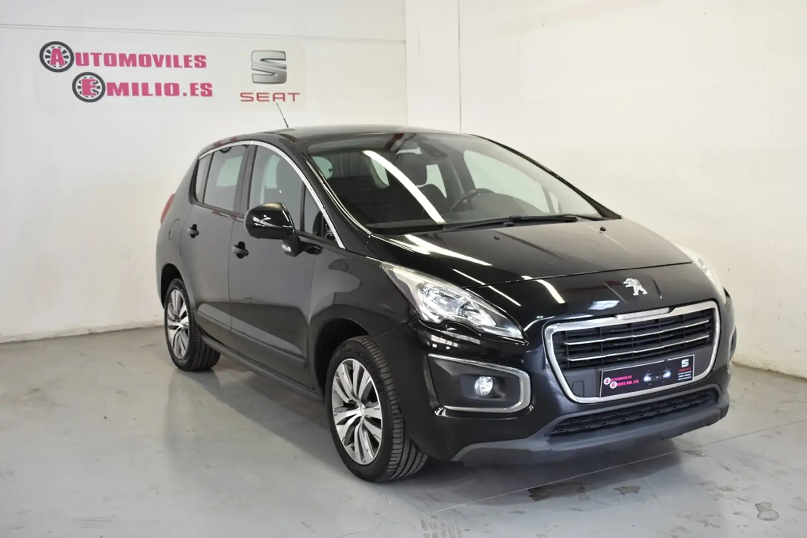 Peugeot 3008 1.6HDI Active 115 Negro - 1