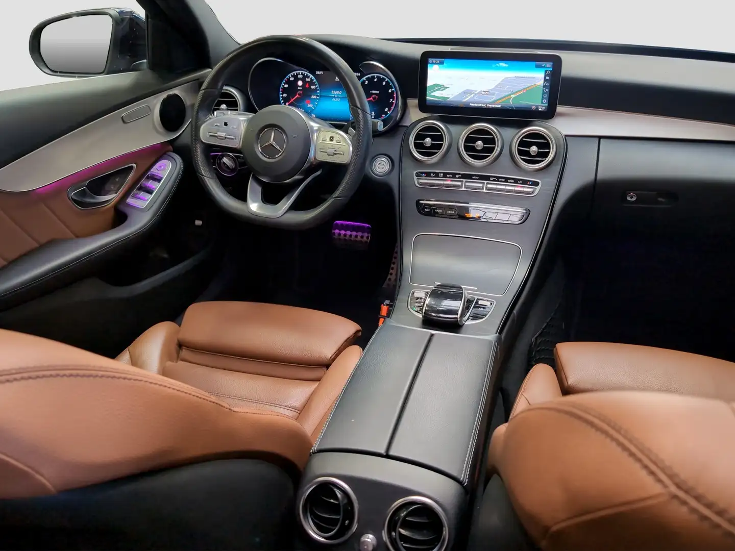 Mercedes-Benz C 180 AMG | Panoramadak | Trekhaak | Sfeerverlichting | Blauw - 2