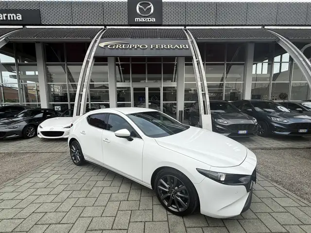 Mazda 3 2.0 m-hybrid Exceed 150cv 6at