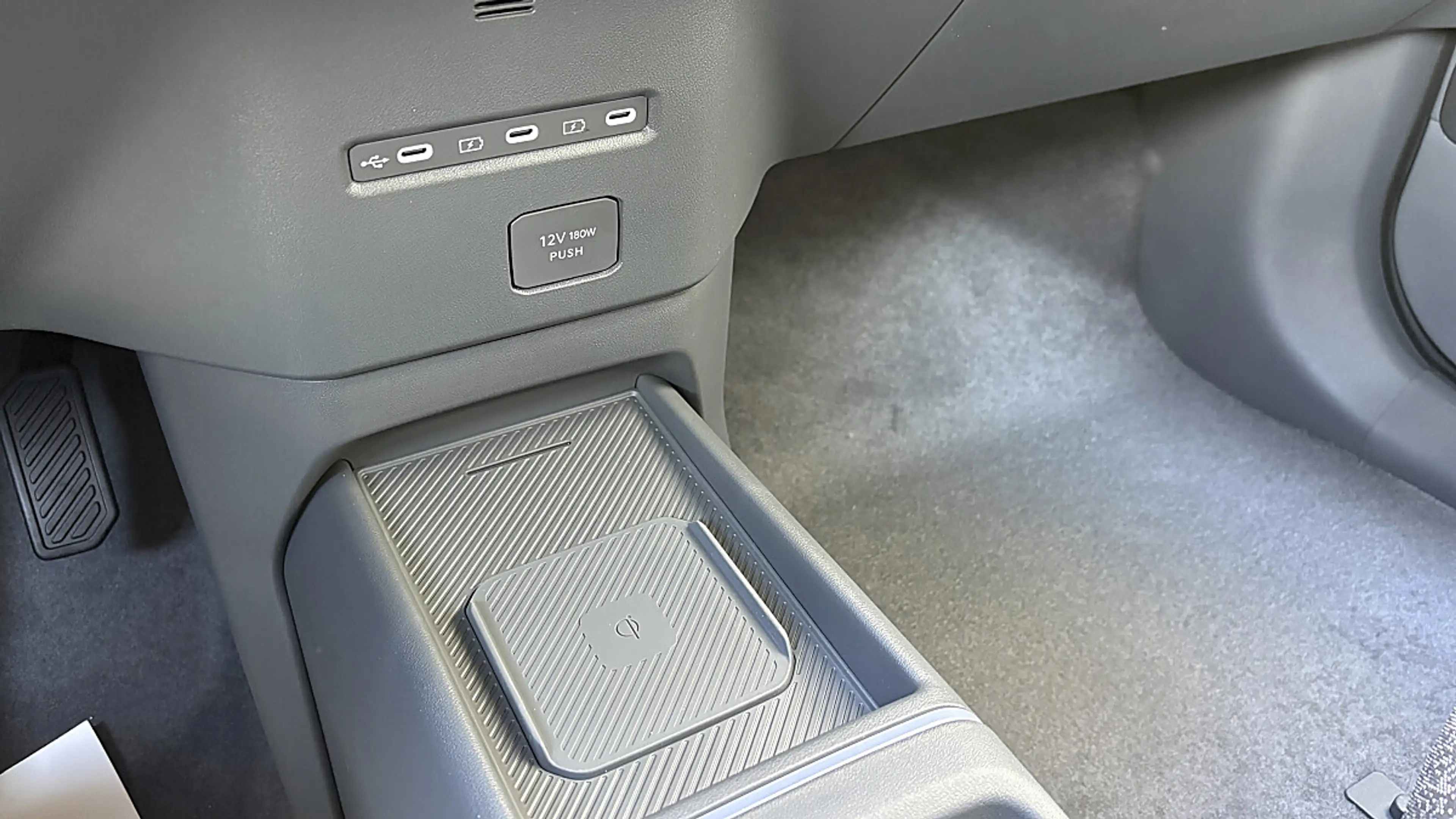 Kia EV2 5S FWD 42,2kWh Earth +P1 +P2 — photo 8