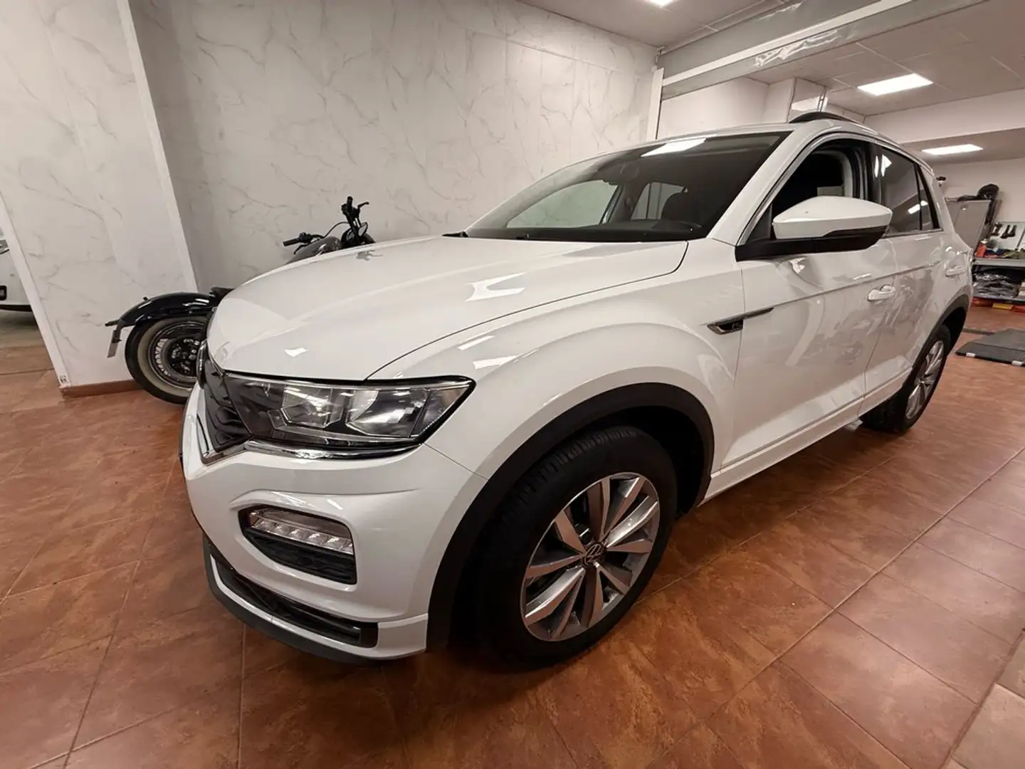 Volkswagen T-Roc Advance R-Line 1.0 TSI 81kW (110CV) Blanco - 2