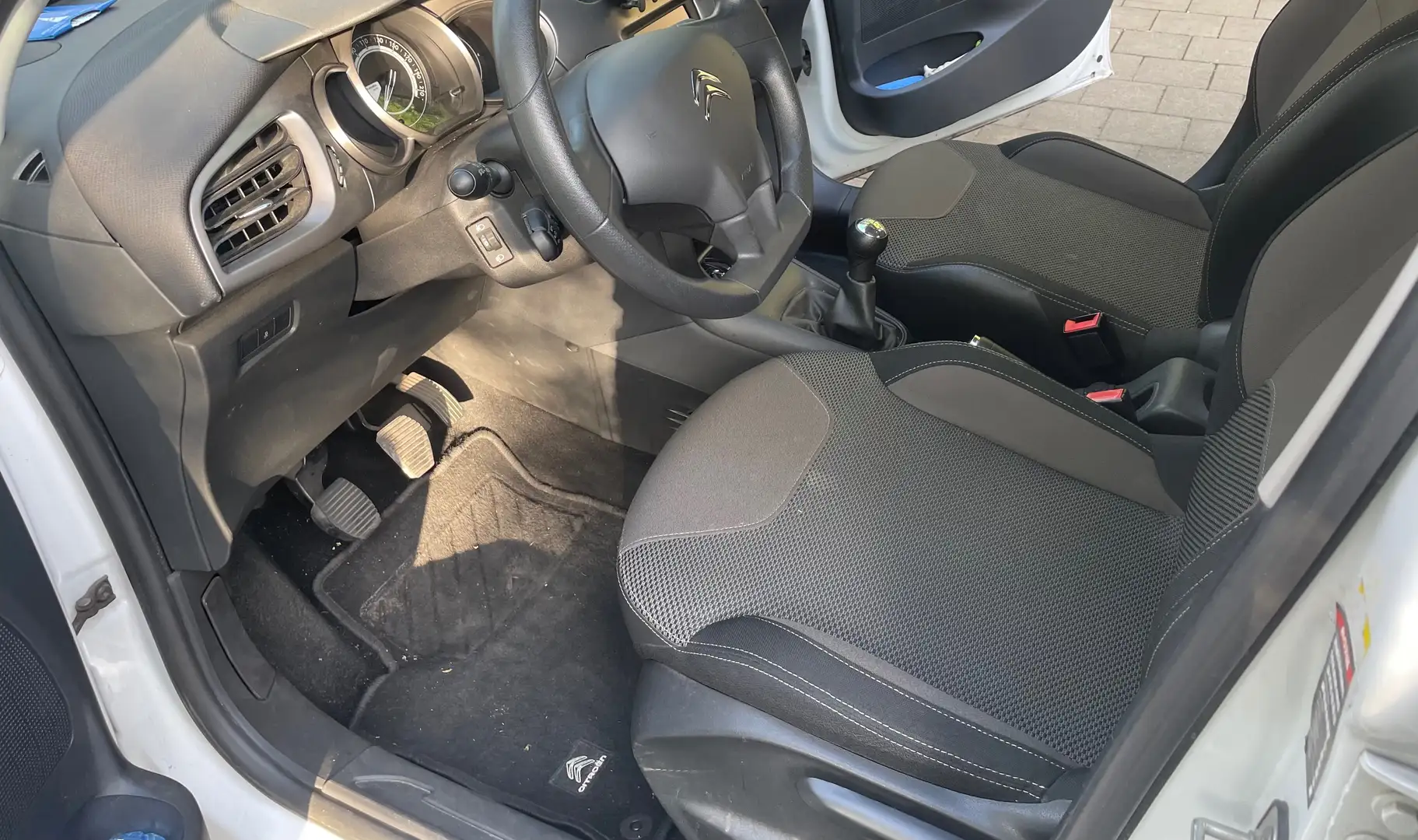 Citroen C3 C3 HDi 70 FAP Attraction Blanc - 1