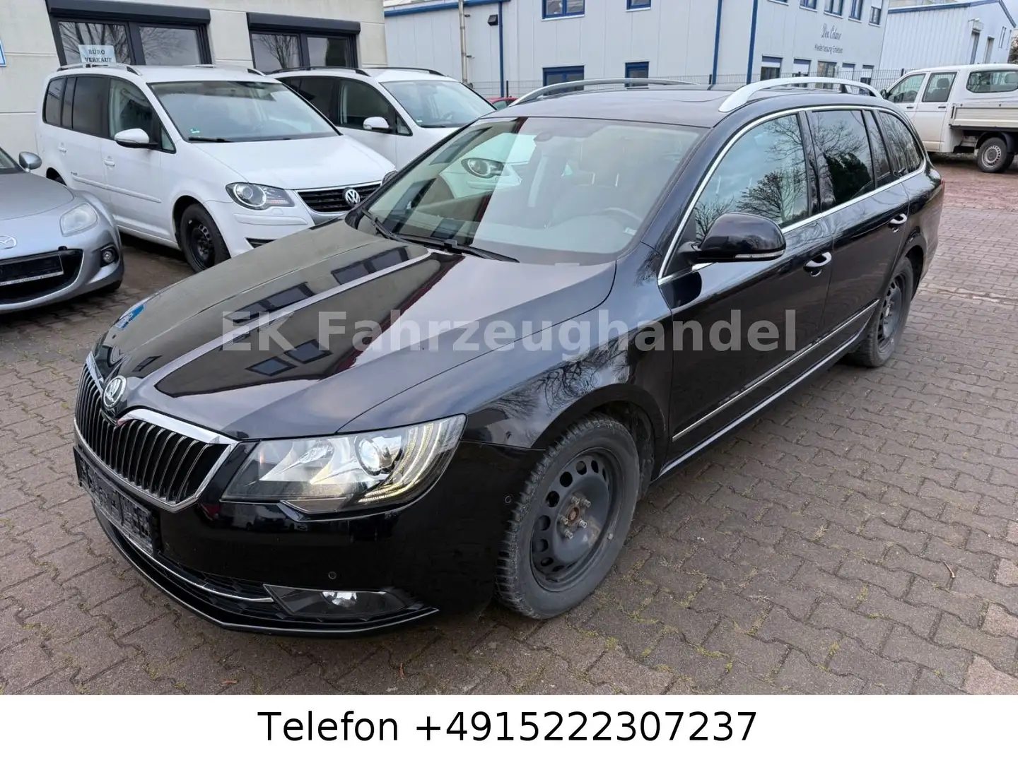 Skoda Superb Combi Elegance Schwarz - 1