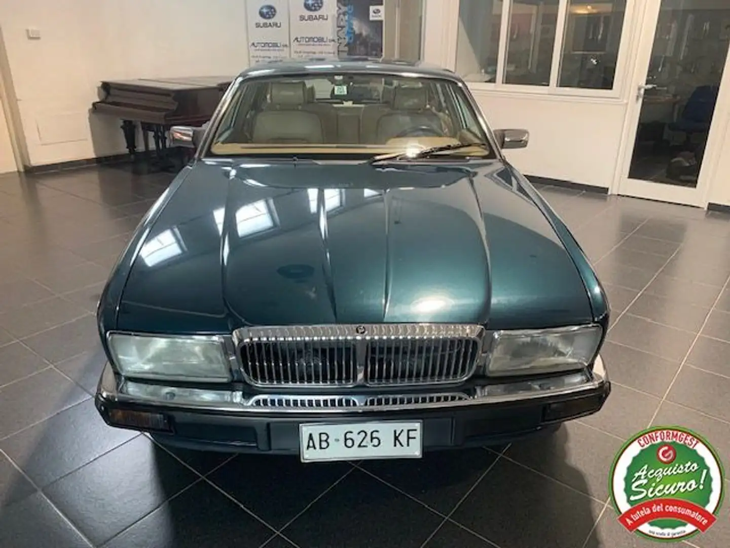 Daimler Double Six 6.0 12 CILINDRI Yeşil - 2