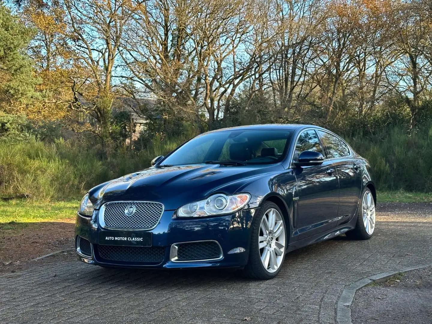 Jaguar XF XFR 5.0 V8 S/C 510PK | Indigo Blue | Youngtimer Blauw - 1