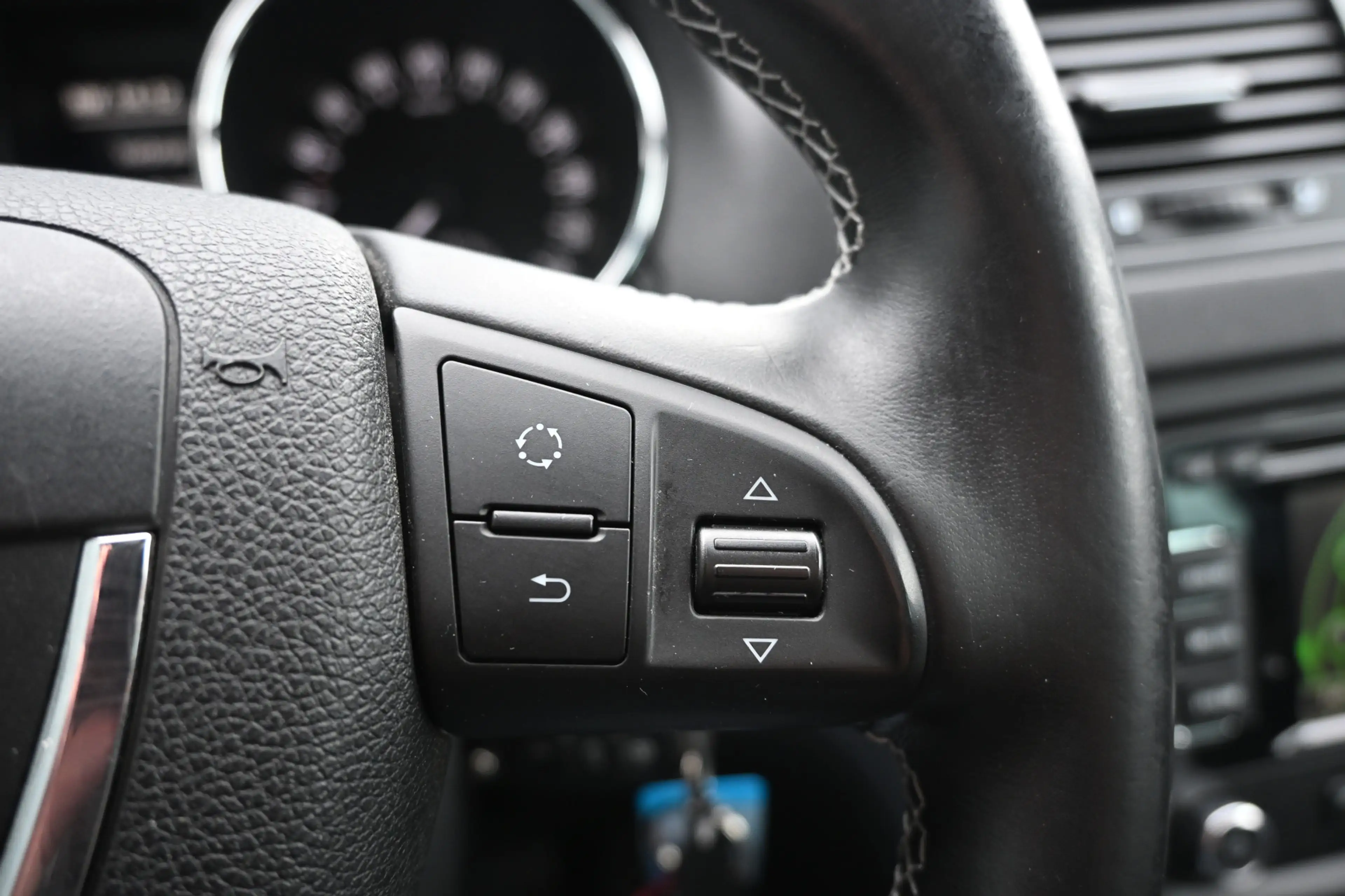 Skoda Yeti 1.2 TSI Adventure trekhaak — photo 38