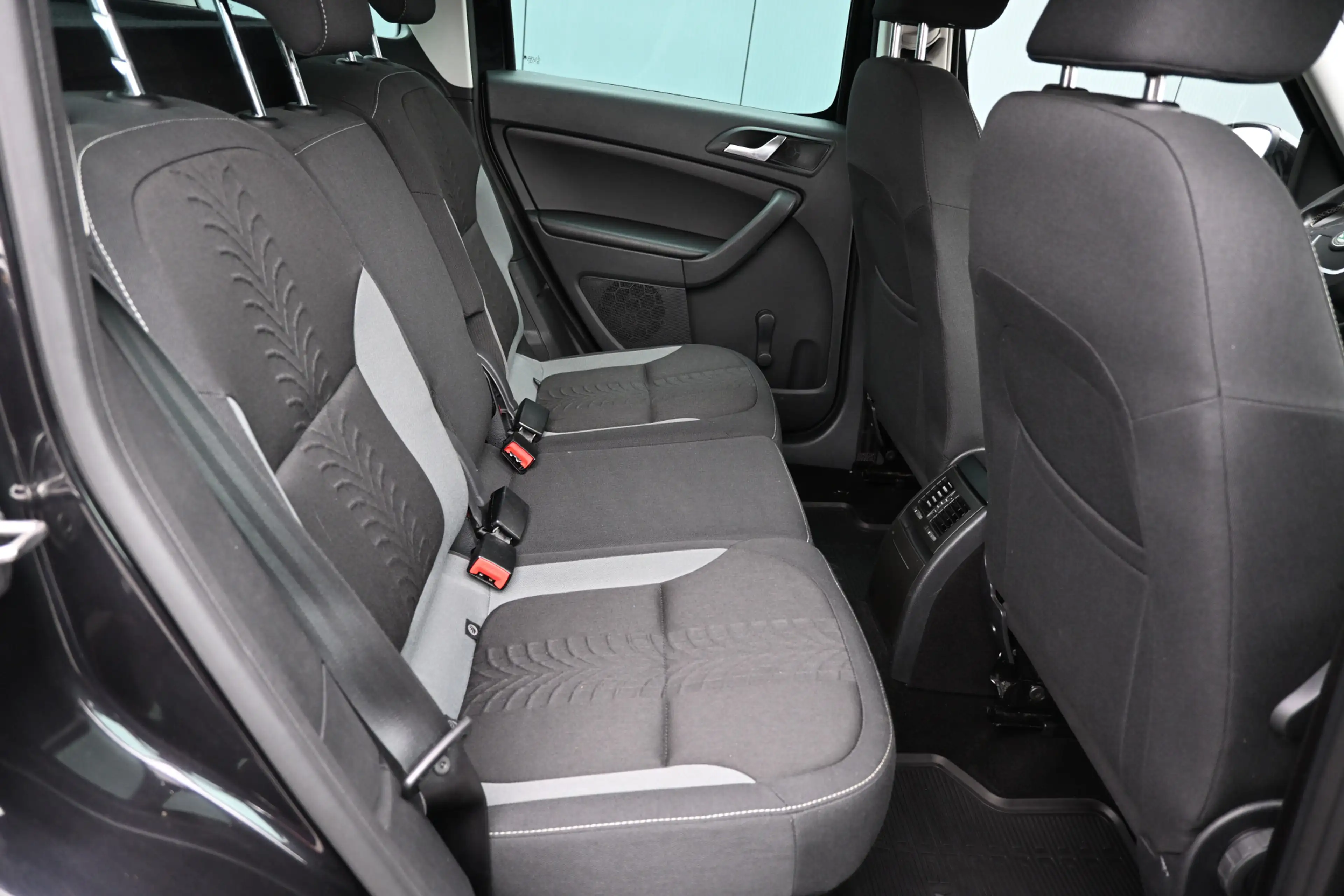 Skoda Yeti 1.2 TSI Adventure trekhaak — photo 26