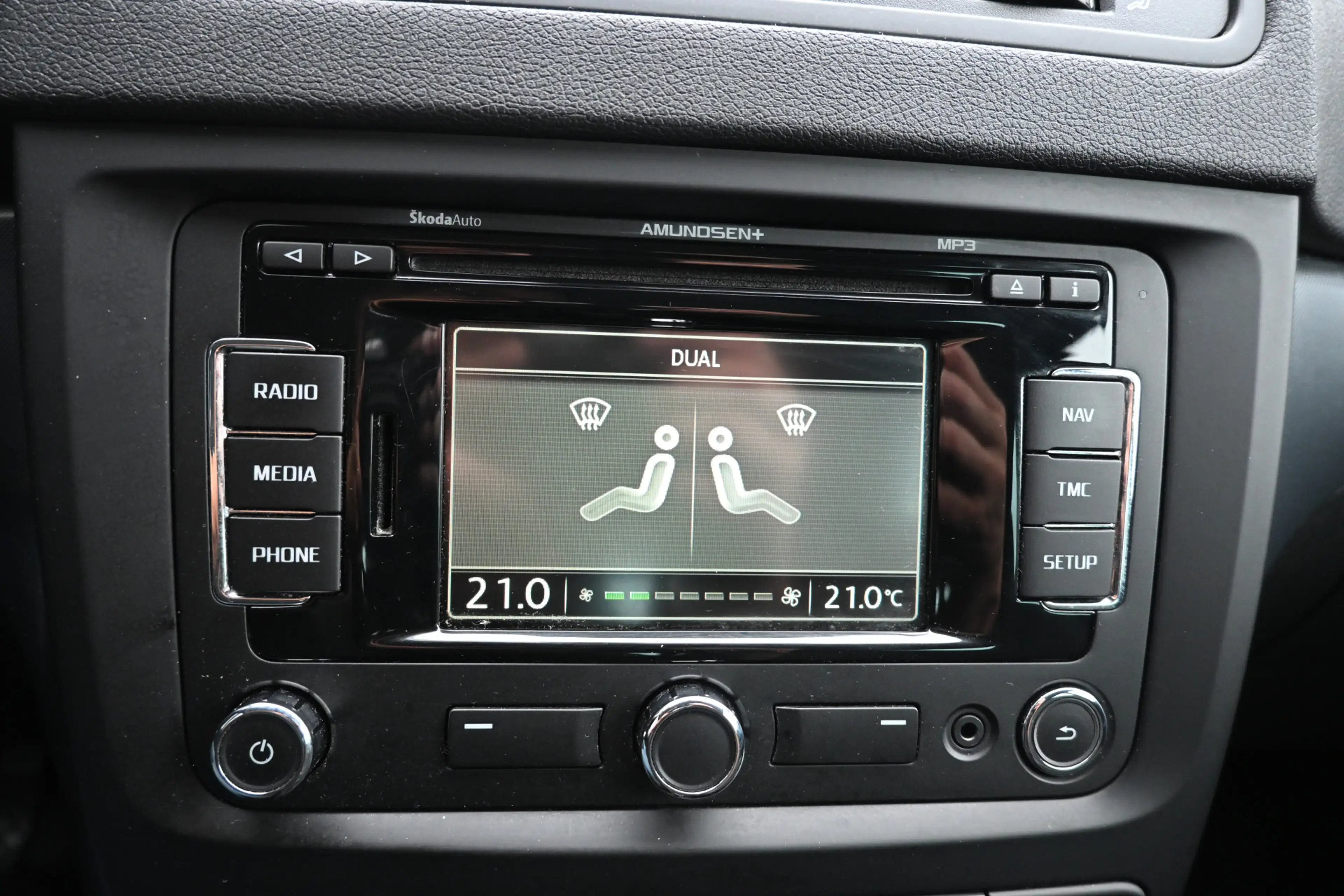 Skoda Yeti 1.2 TSI Adventure trekhaak — photo 17