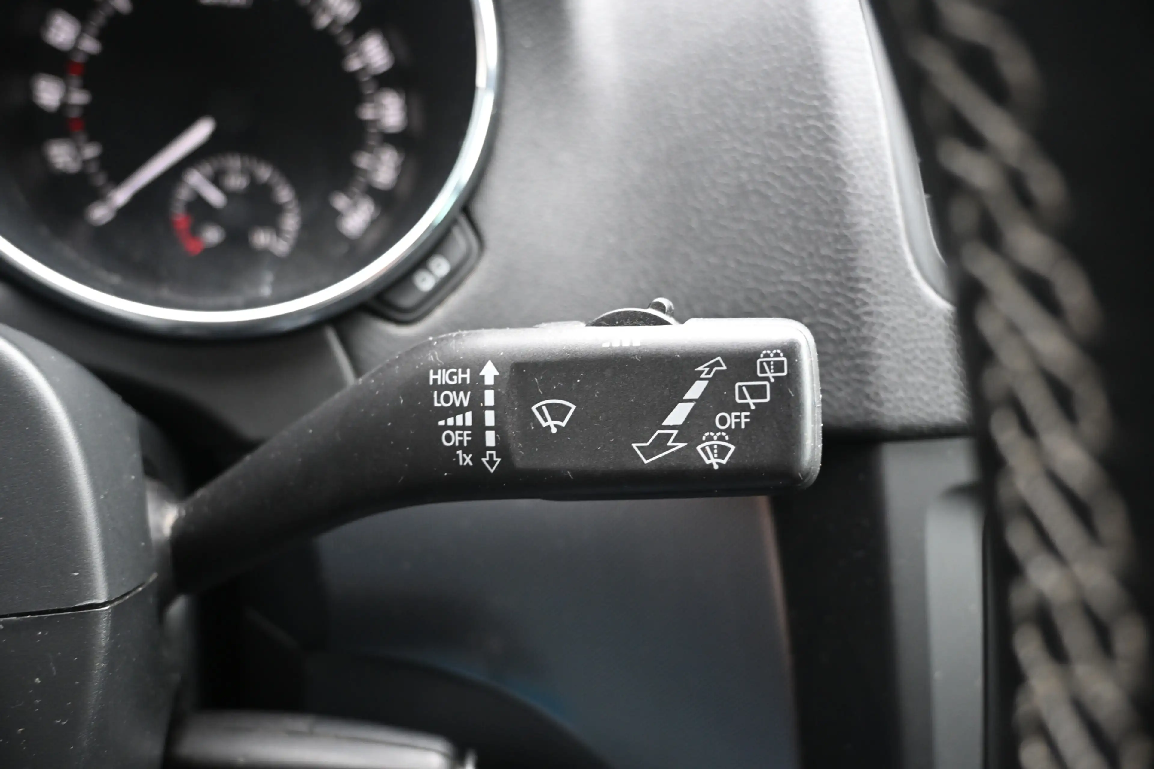 Skoda Yeti 1.2 TSI Adventure trekhaak — photo 35