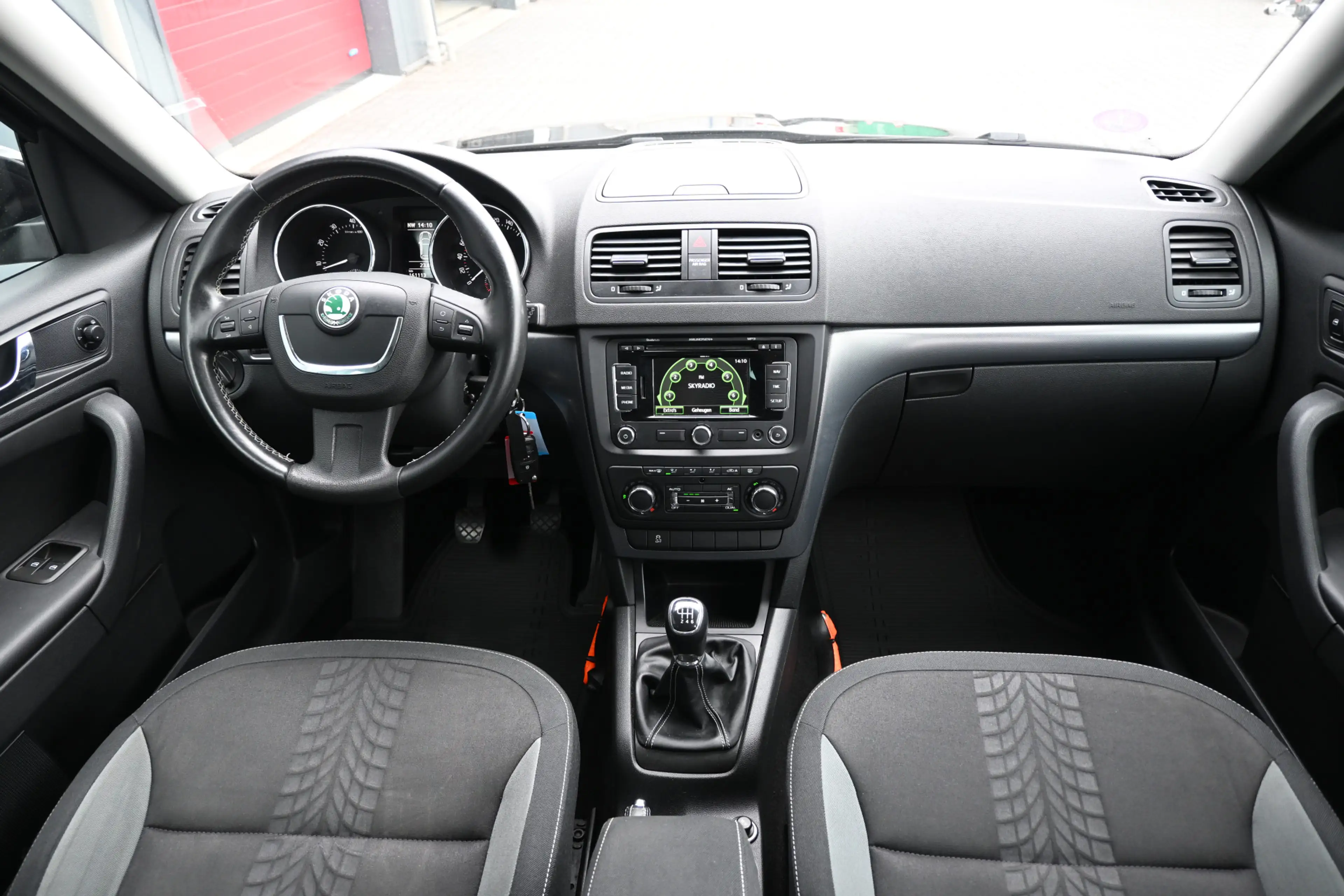 Skoda Yeti 1.2 TSI Adventure trekhaak — photo 4