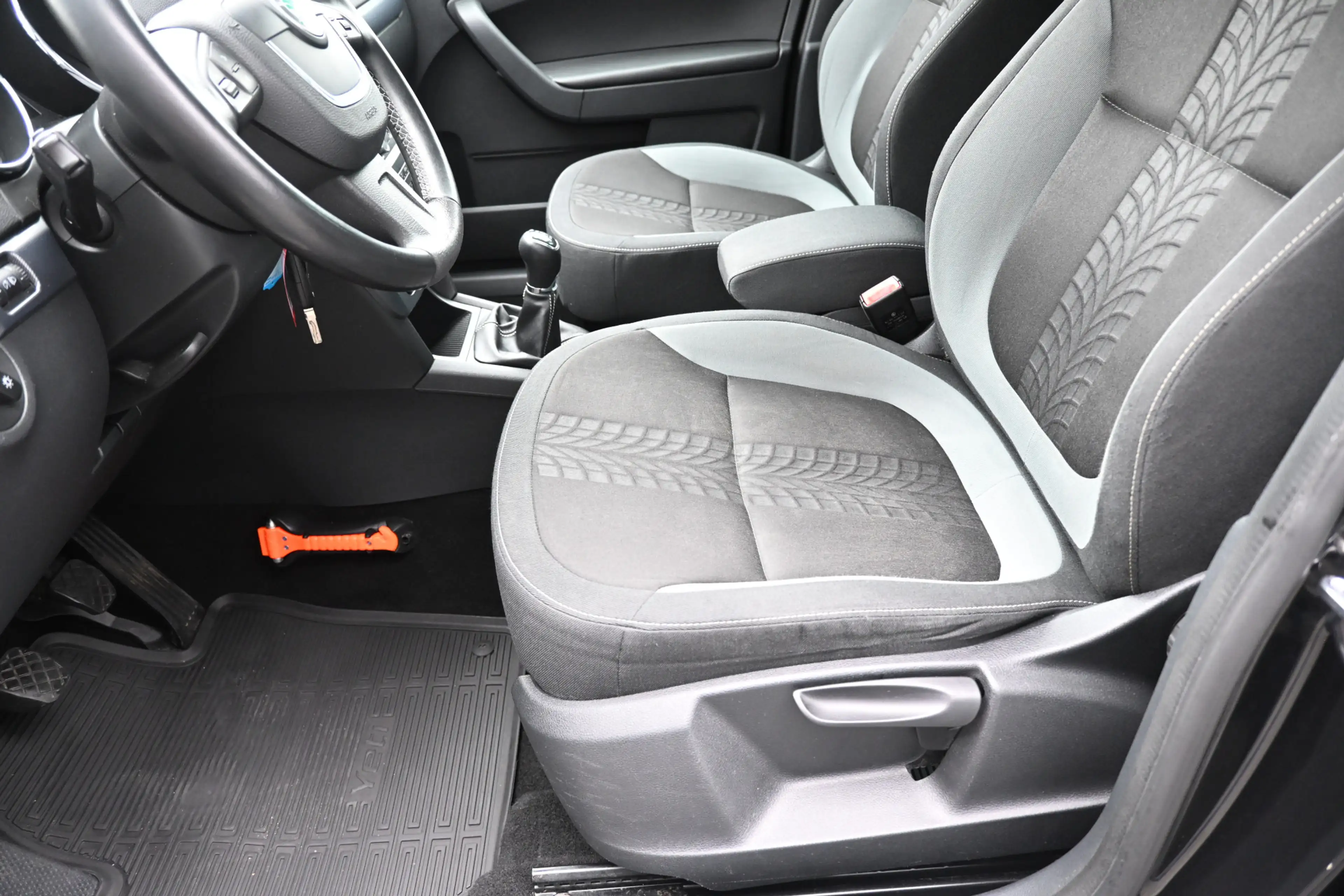 Skoda Yeti 1.2 TSI Adventure trekhaak — photo 34