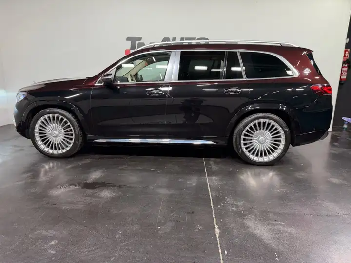 Mercedes-Benz GLS 2024, foto 29