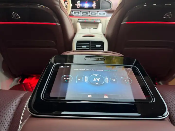Mercedes-Benz GLS 2024, foto 46