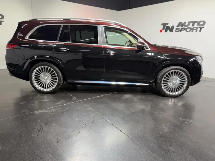 Mercedes-Benz GLS 2024, foto 32