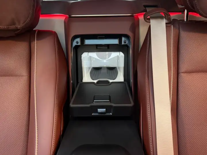 Mercedes-Benz GLS 2024, foto 51