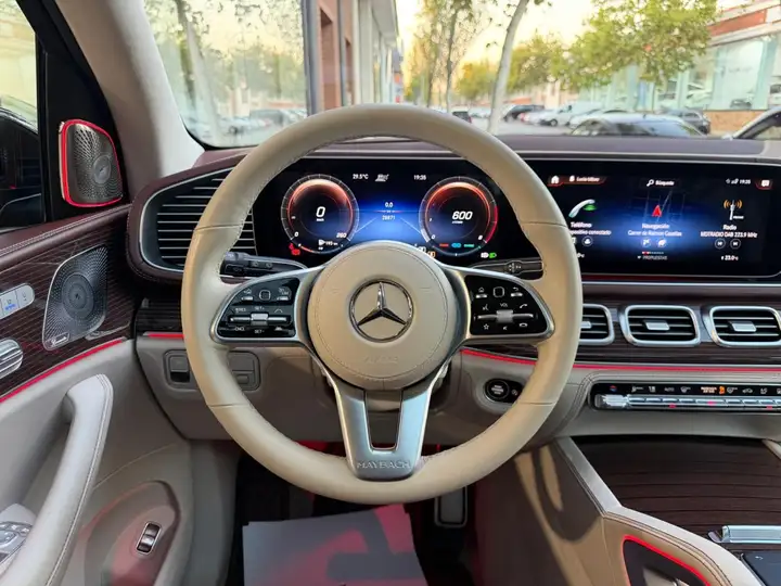 Mercedes-Benz GLS 2024, foto 37