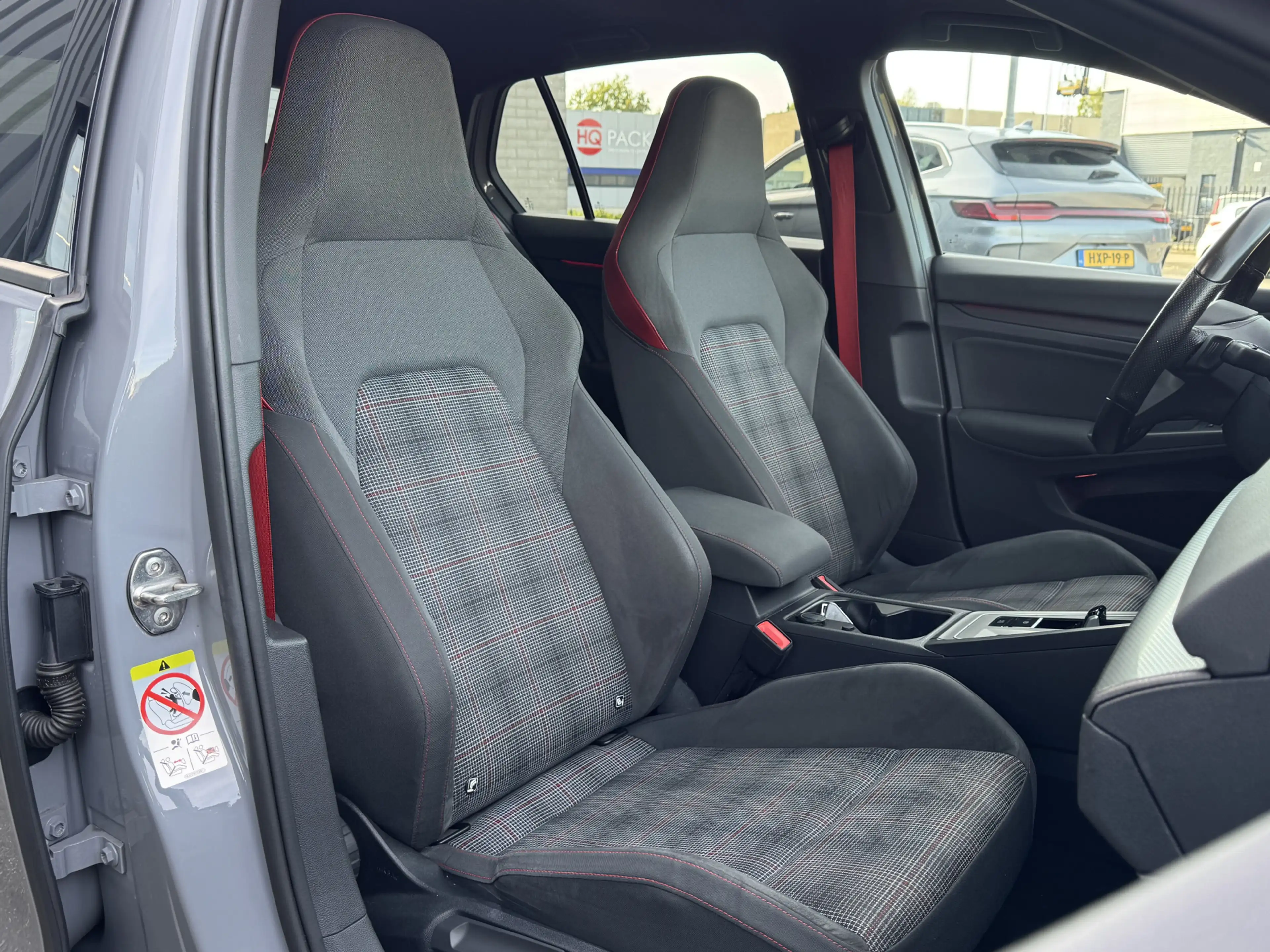 Volkswagen Golf GTI 8 2.0 TSI 245pk DSG / Aut. IQ Light Panoramadak 19 — photo 13