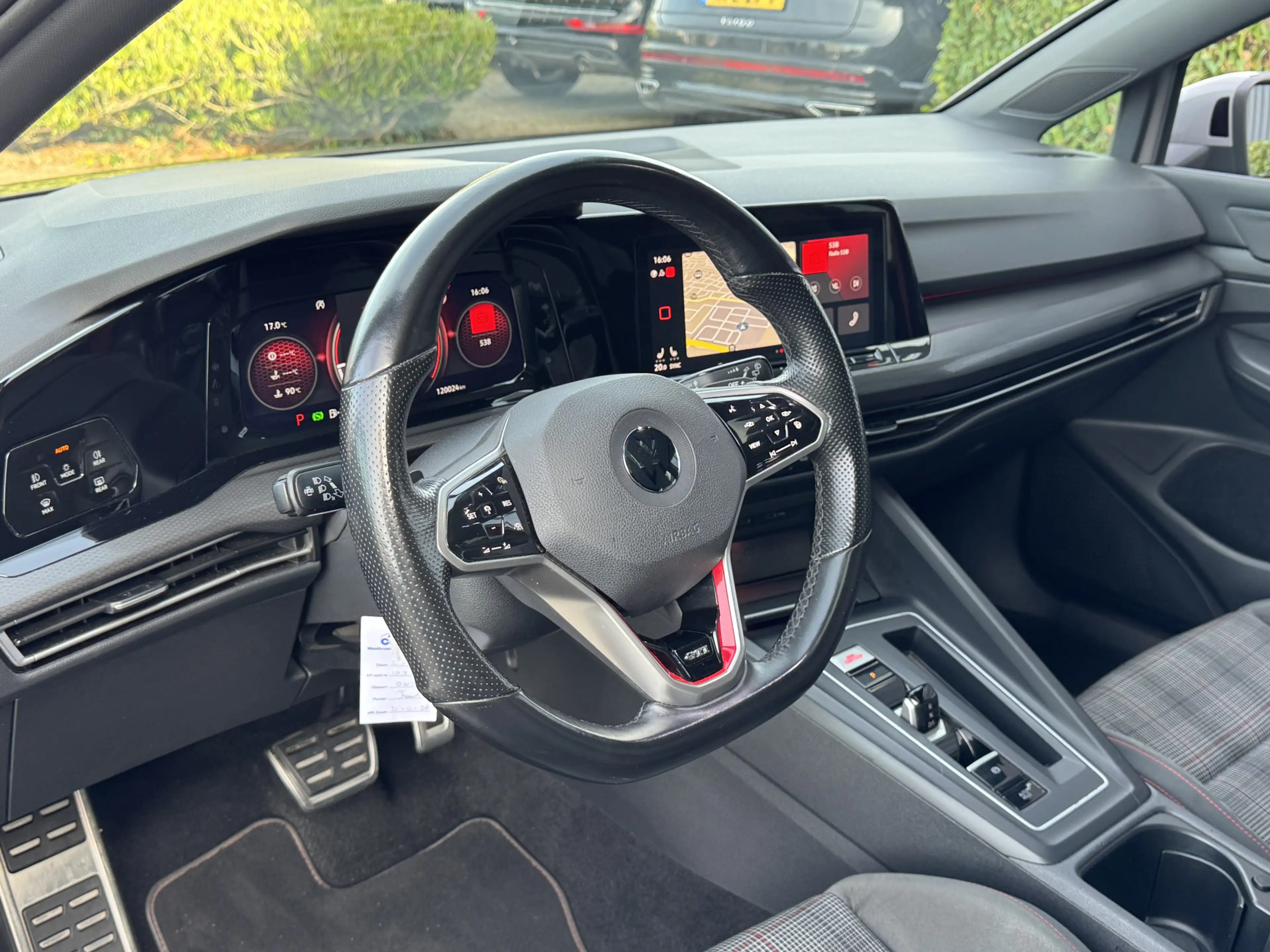 Volkswagen Golf GTI 8 2.0 TSI 245pk DSG / Aut. IQ Light Panoramadak 19 — photo 6