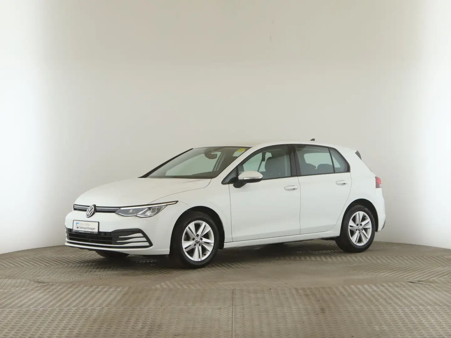 Volkswagen Golf VIII 2.0 TDI Life *DC*LED*PDC* Wit - 2
