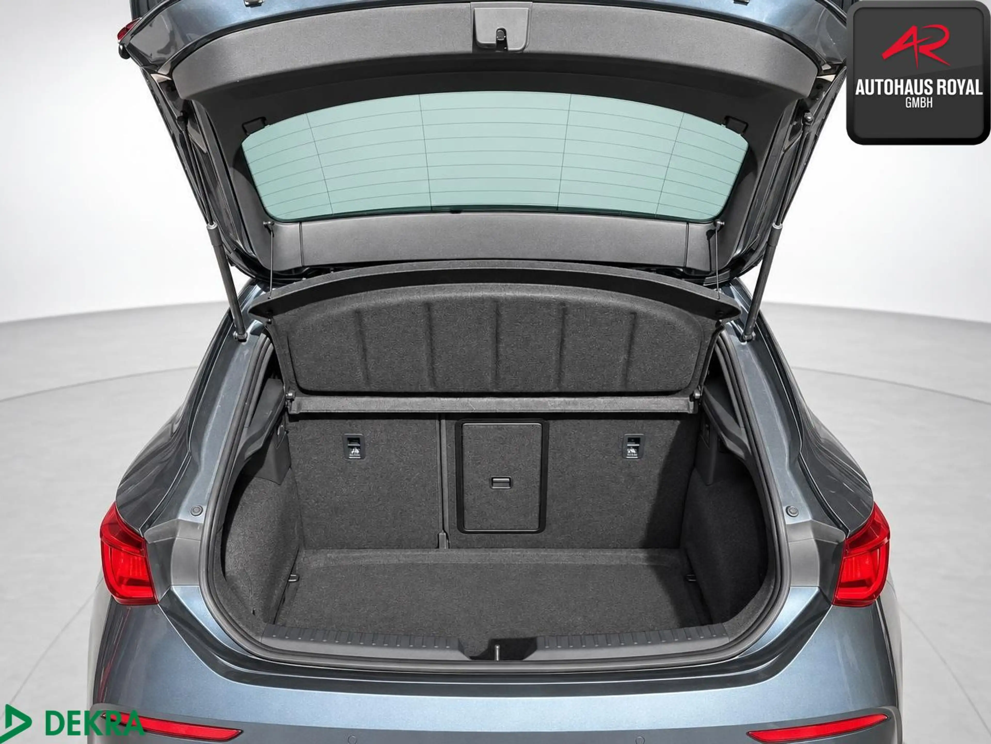CUPRA Leon 1.5 eTSI MATRIX,MEMORY,KAMERA,TOTWINKEL,ACC — photo 7