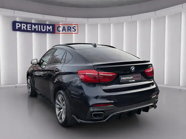 BMW X6 view 3