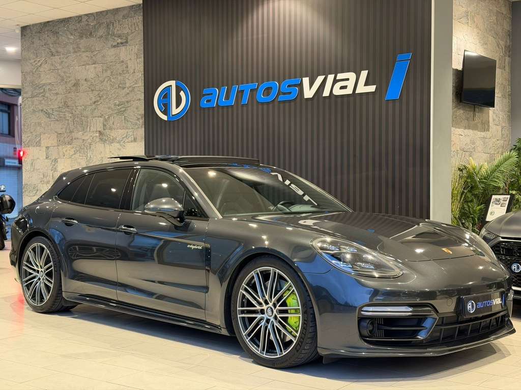 Porsche Panamera 4 E-Hybrid Sport Turismo - foto 1