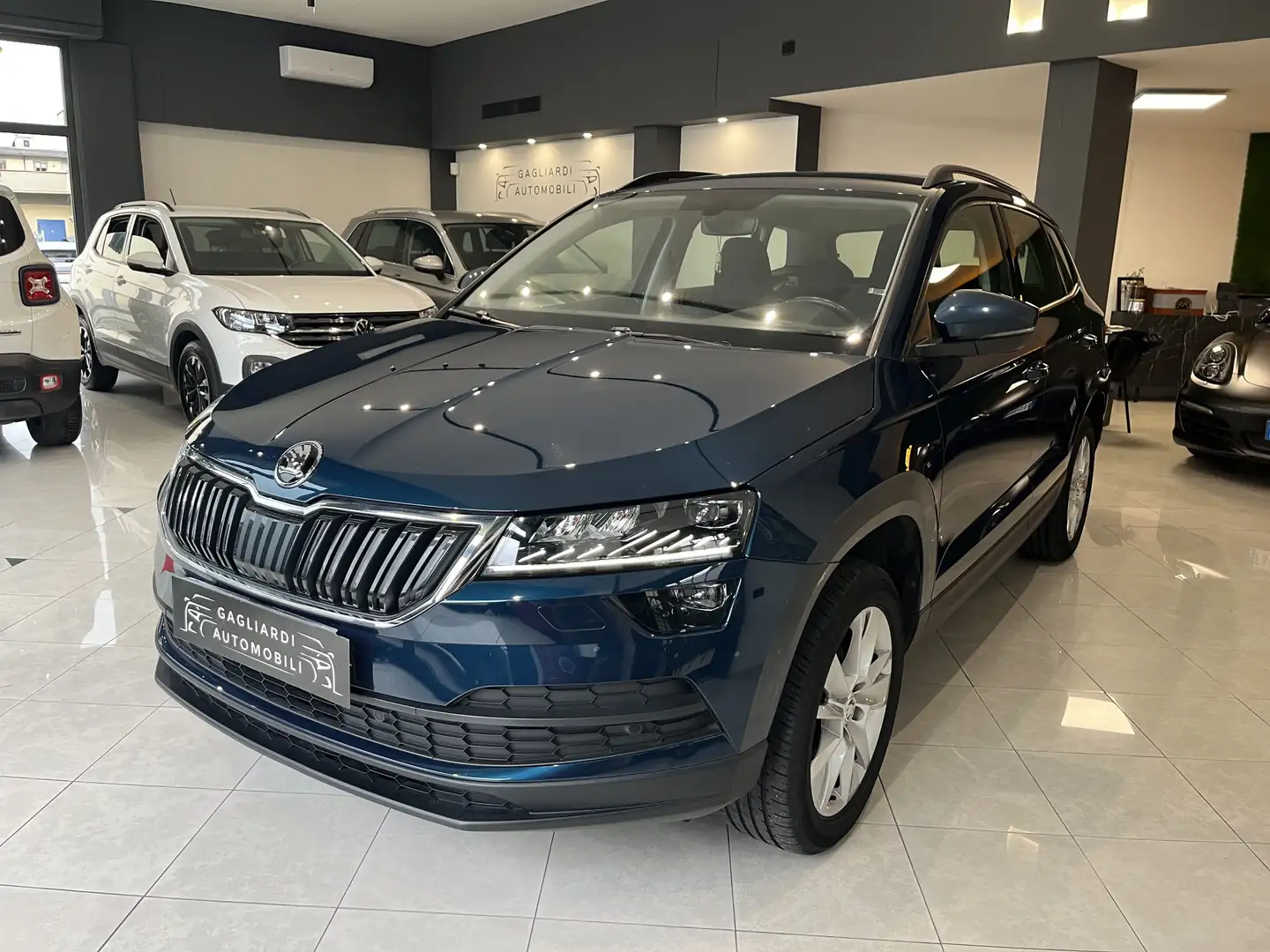 Skoda Karoq Karoq 2017 1.0 tsi Ambition 115cv Bleu - 1