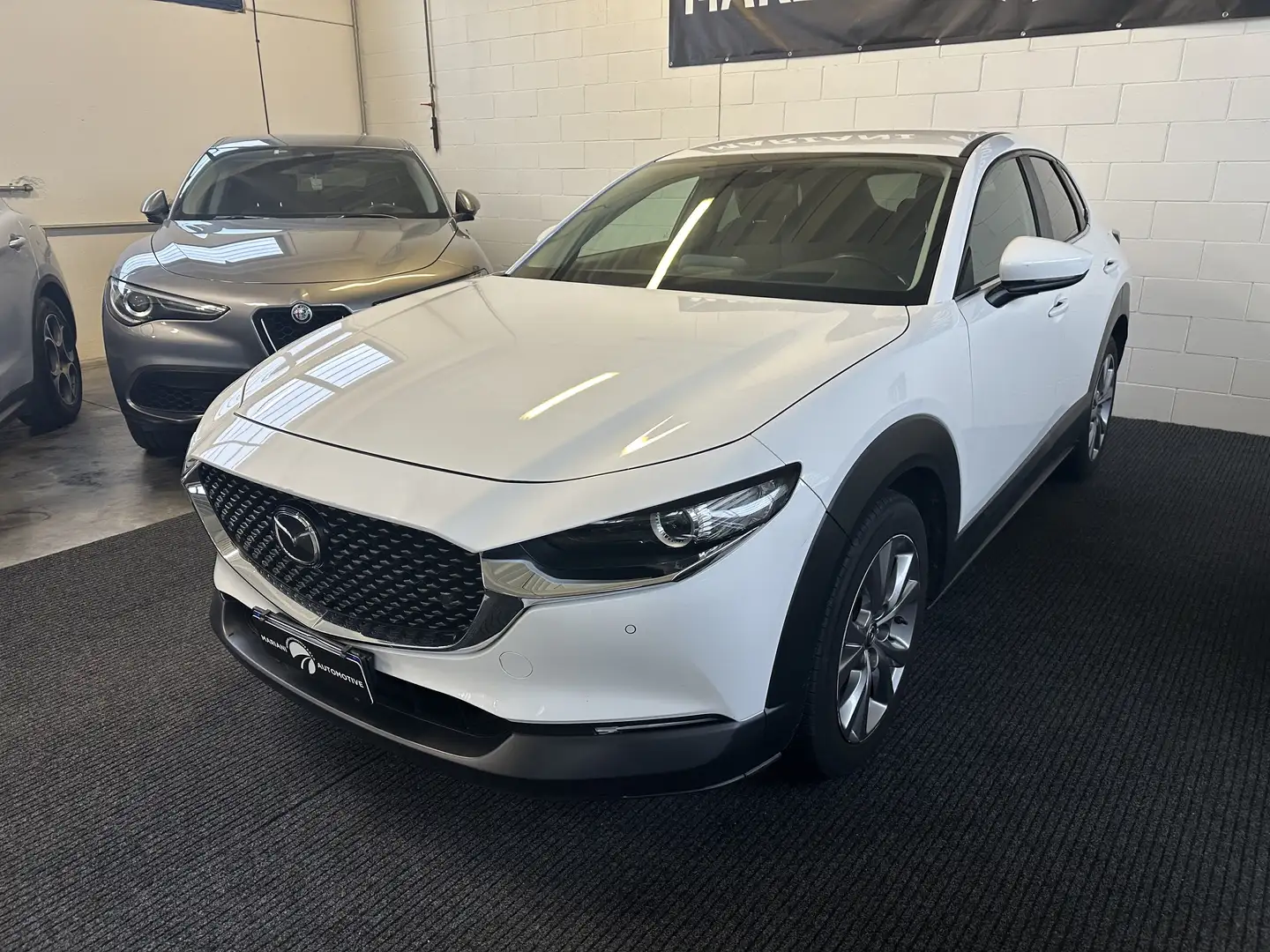 Mazda CX-30 2.0 m-hybrid Executive 2wd 122cv 6mt Bianco - 2