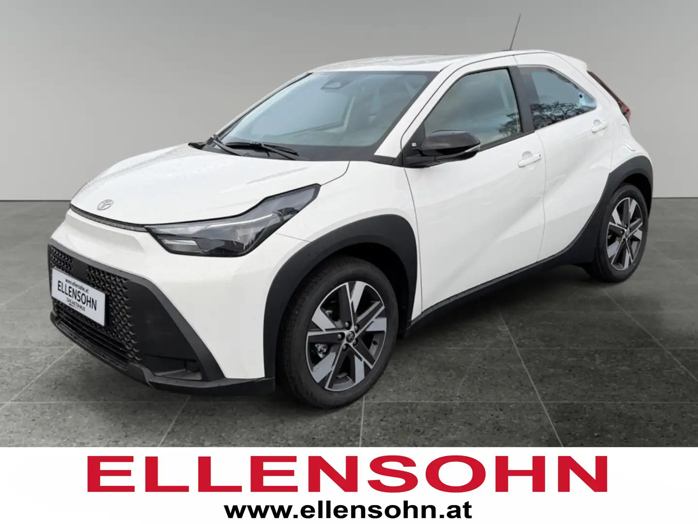 Toyota Aygo X AYGO X 1,5 l Active CVT Hybrid Weiß - 1