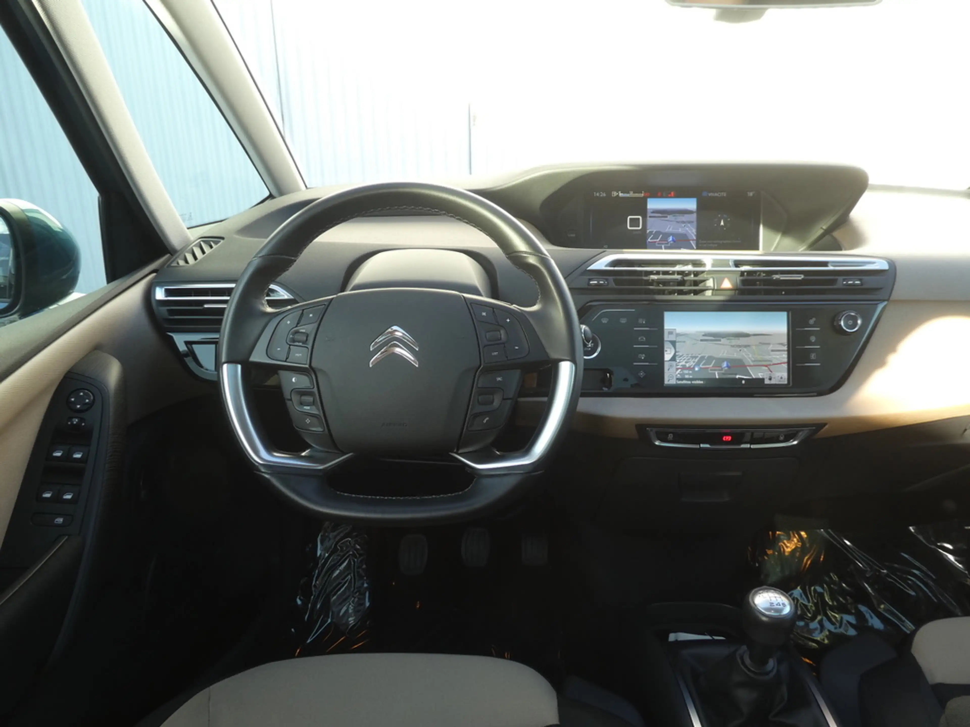 Citroen Grand C4 Picasso 1.2 Exclusive Xenon, Navi, Pano, Camera, Airco — photo 7