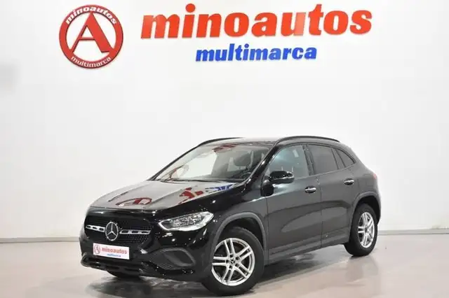 Mercedes-Benz GLA 180 180D 116 CV 8G-DCT