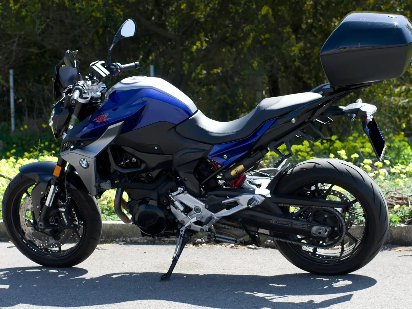 BMW F 900 R Azul - 1