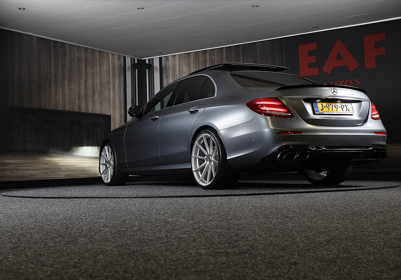 Mercedes-Benz E 200 AMG Line / Aut / Leder / Burmester / Memory / Elek — photo 3