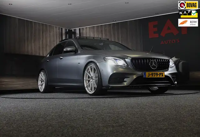 Mercedes-Benz E 200 AMG Line / Aut / Leder / Burmester / Memory / Elek