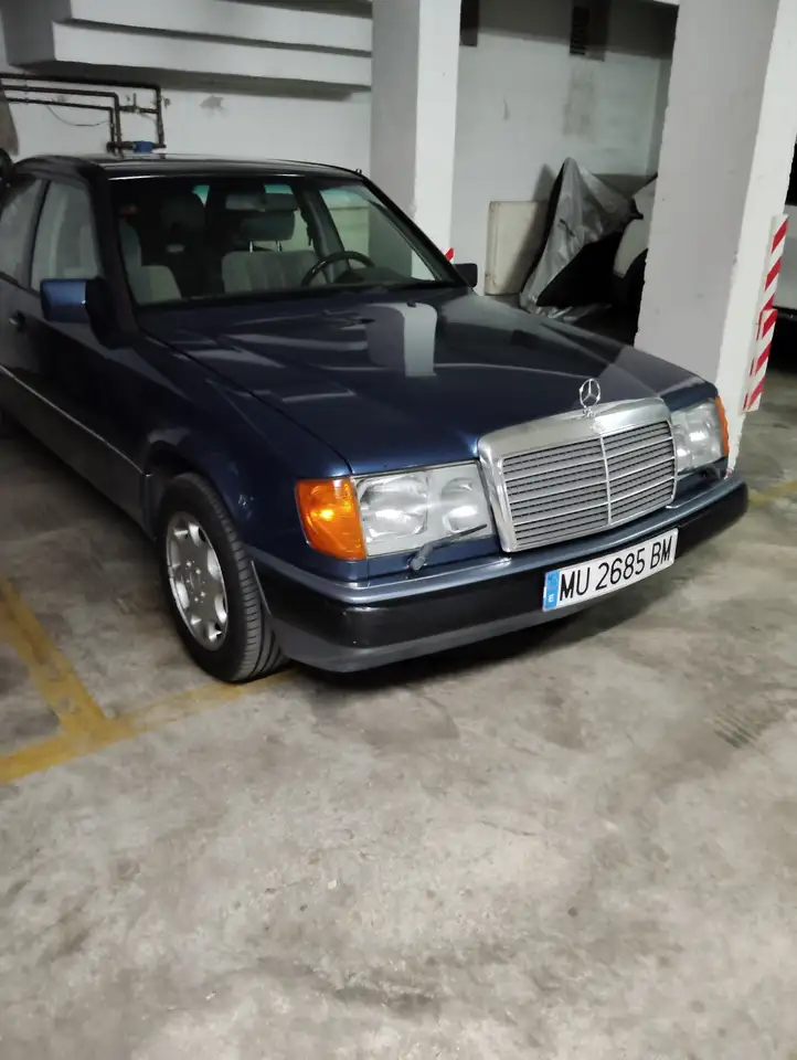 Mercedes-Benz 260