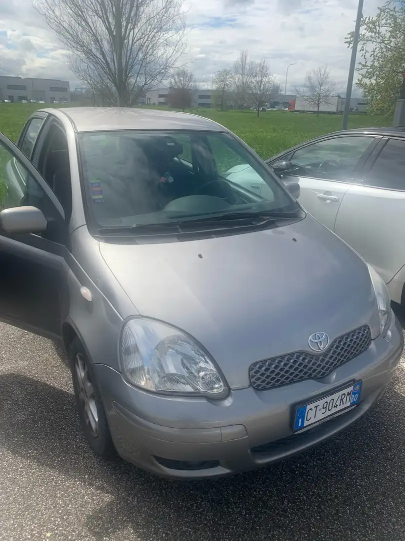 Toyota Yaris 5p 1.3 Sol Argento - 1
