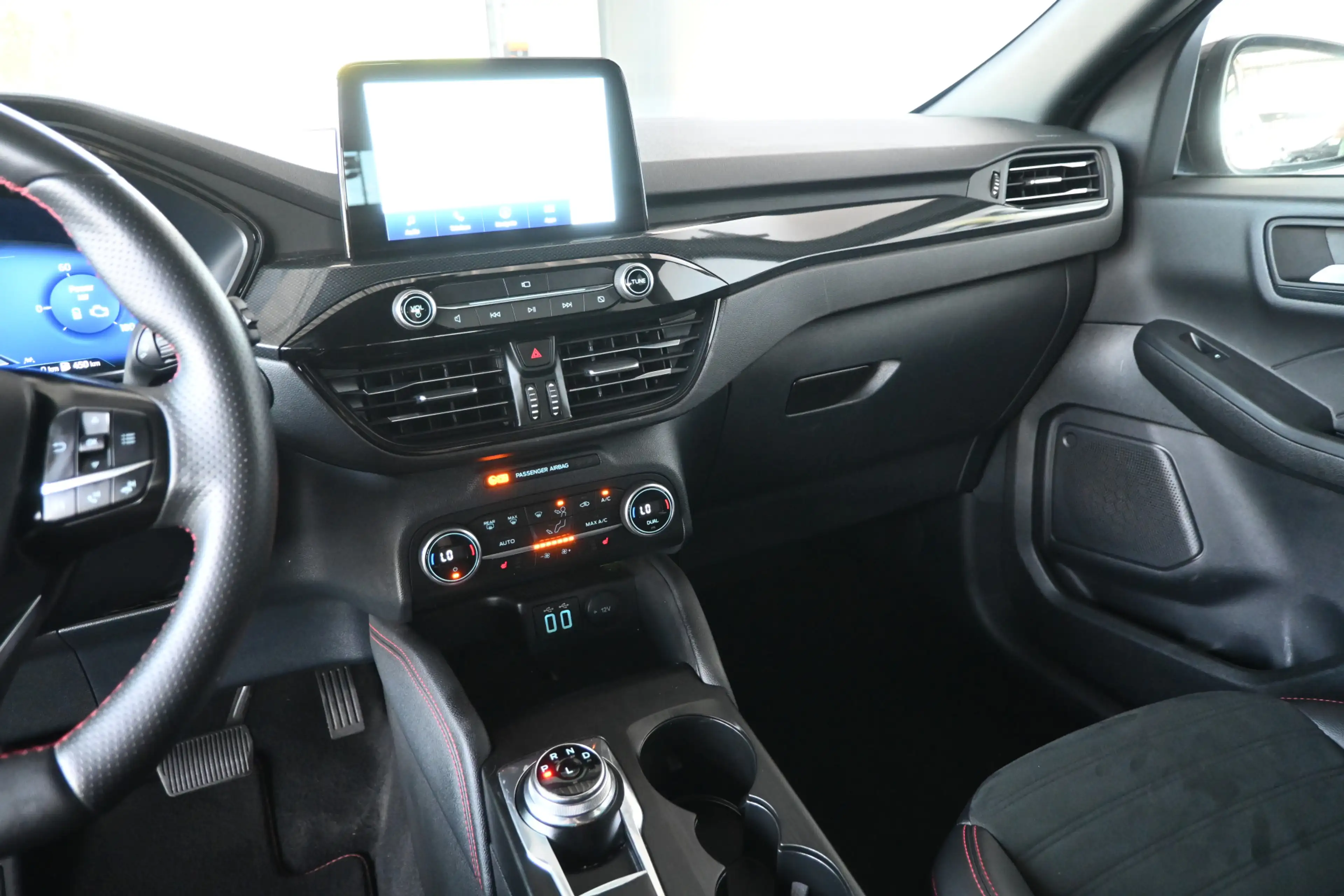 Ford Kuga 2.5 PHEV Vignale Automaat Navigatie Stoelverwarmin — photo 9