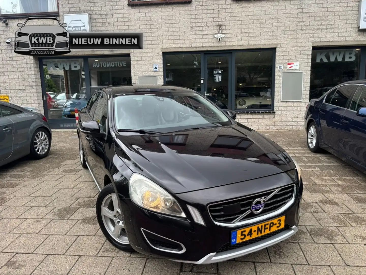 Volvo S60 2.0T Intro Ed. Navi Camera Leer Чорний - 1