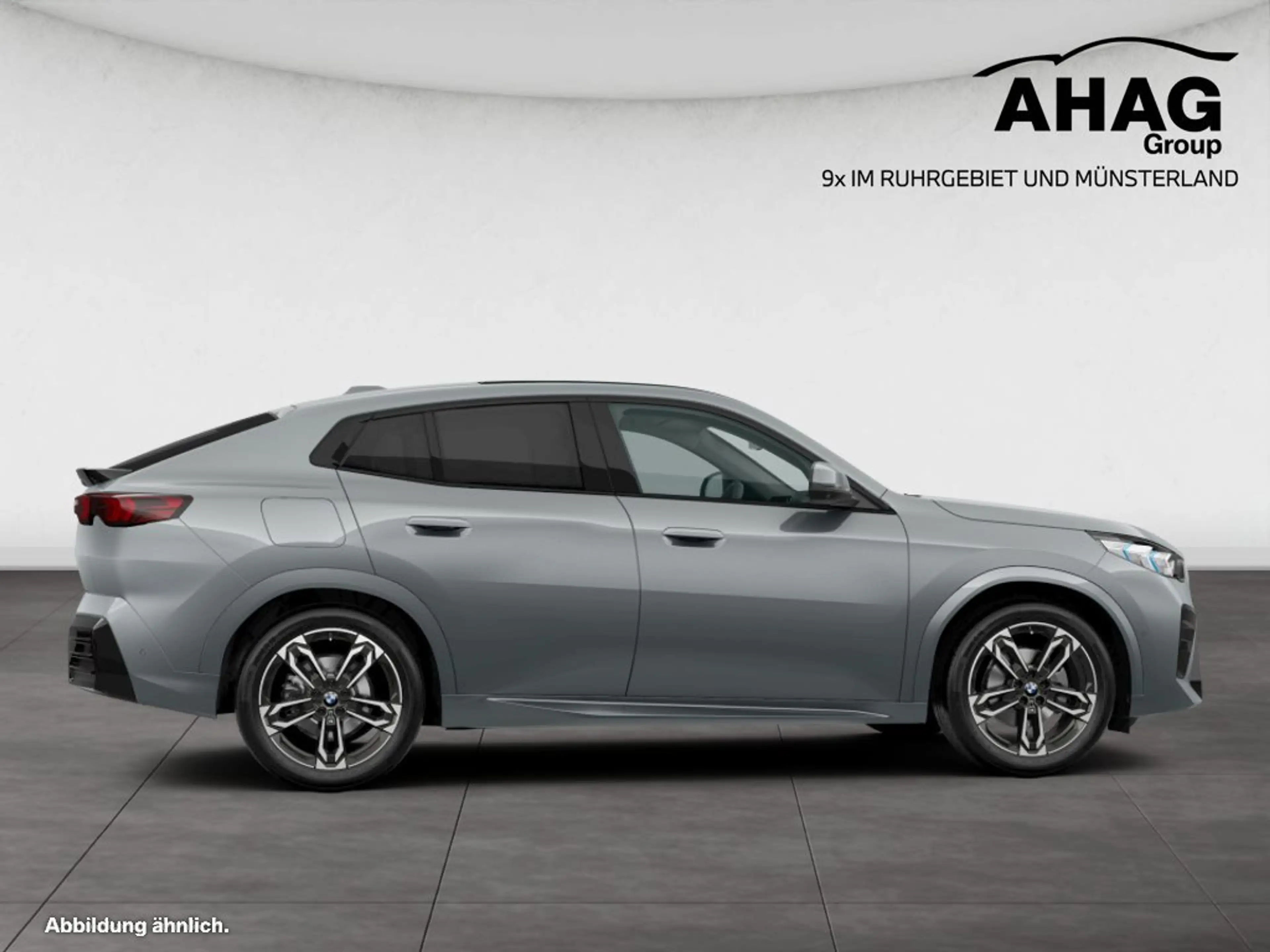 BMW iX2 eDrive20 — photo 8