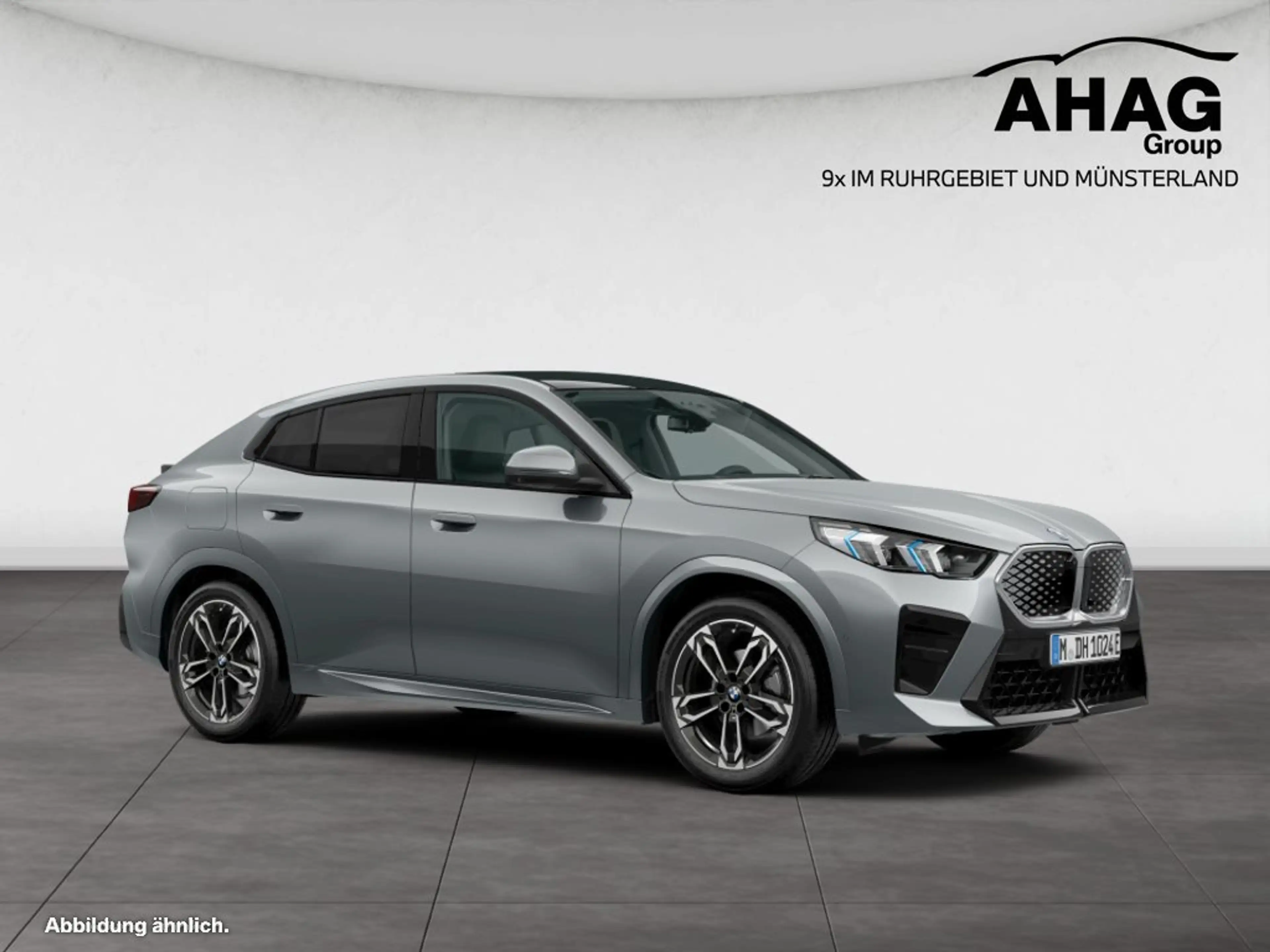 BMW iX2 eDrive20 — photo 9