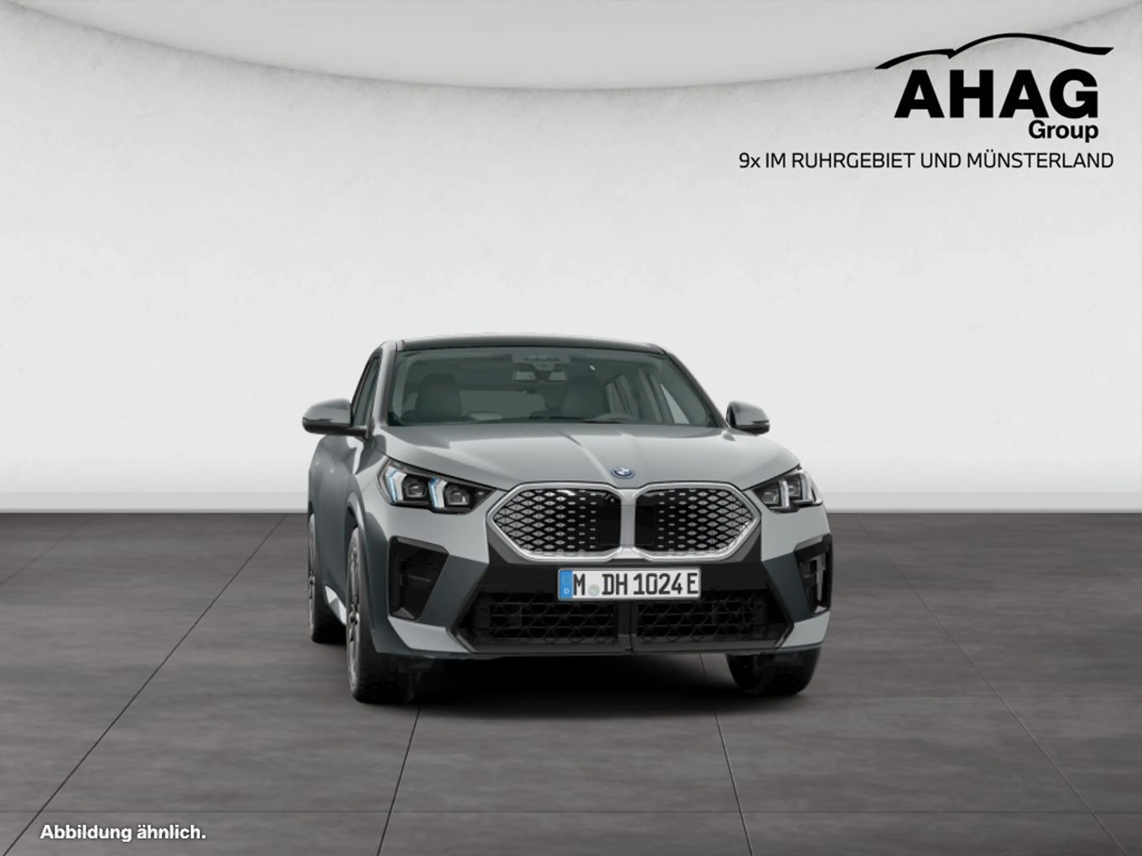 BMW iX2 eDrive20 — photo 10