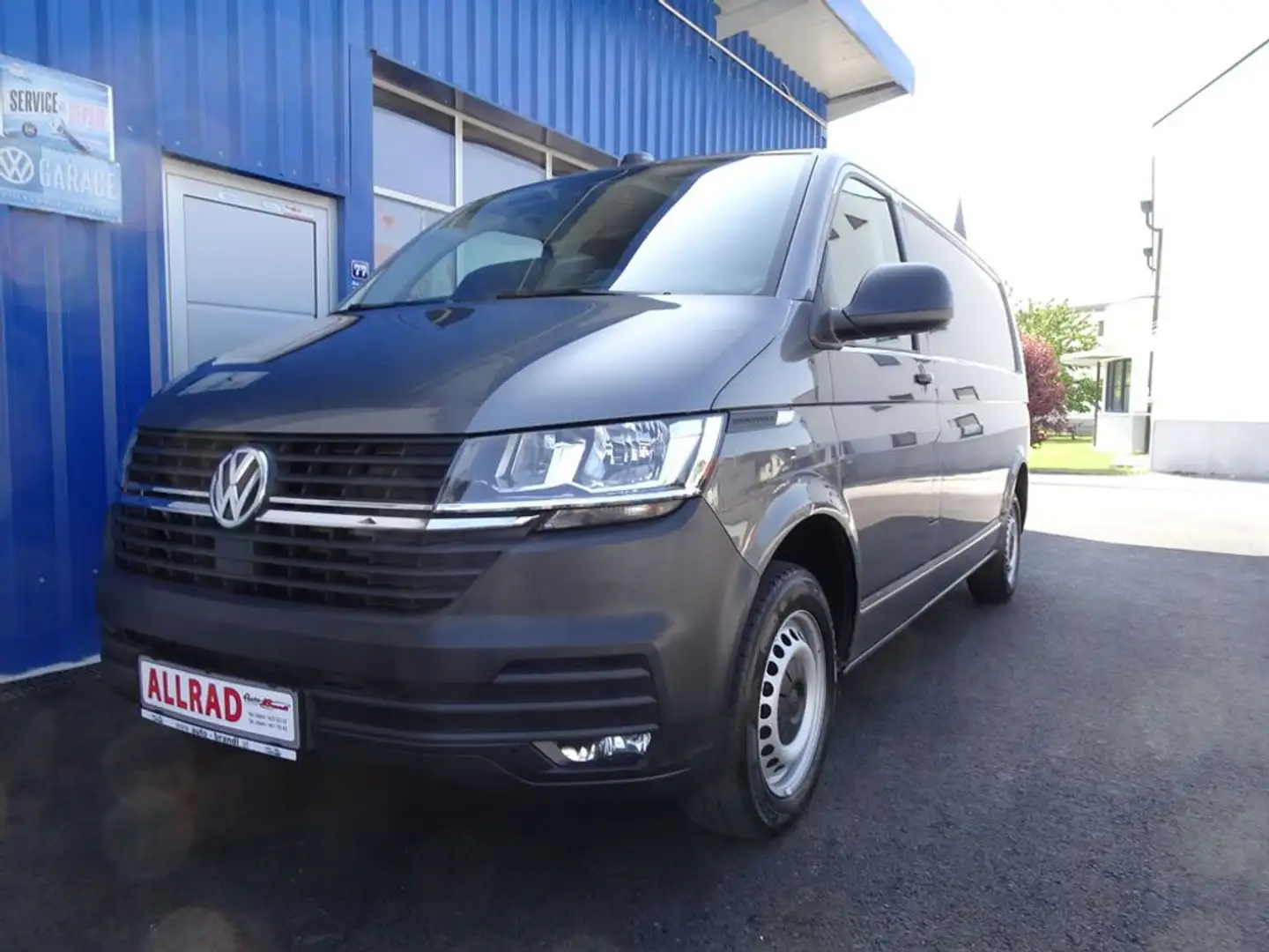 Volkswagen T6.1 LR 2,0 TDI 4-Motion / AHK 3200 KG Серый - 1