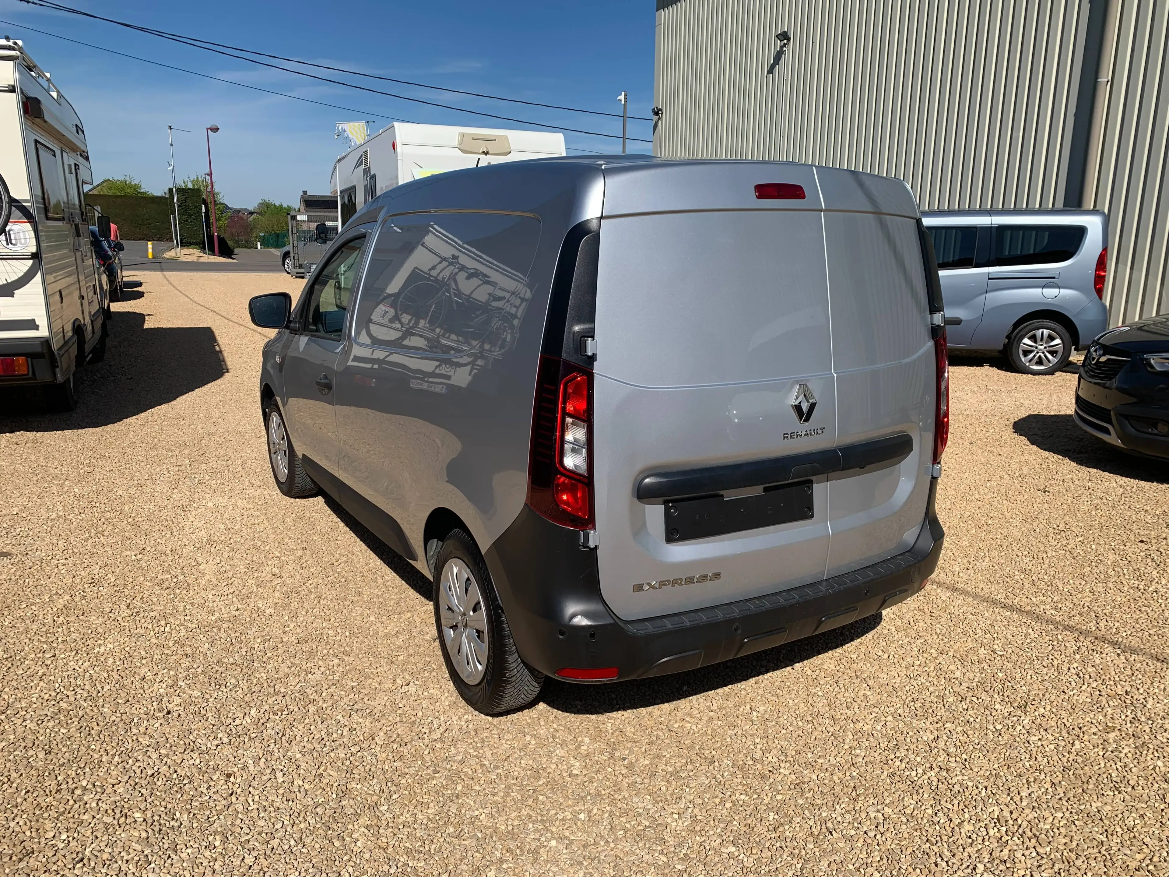 Renault Express — photo 3