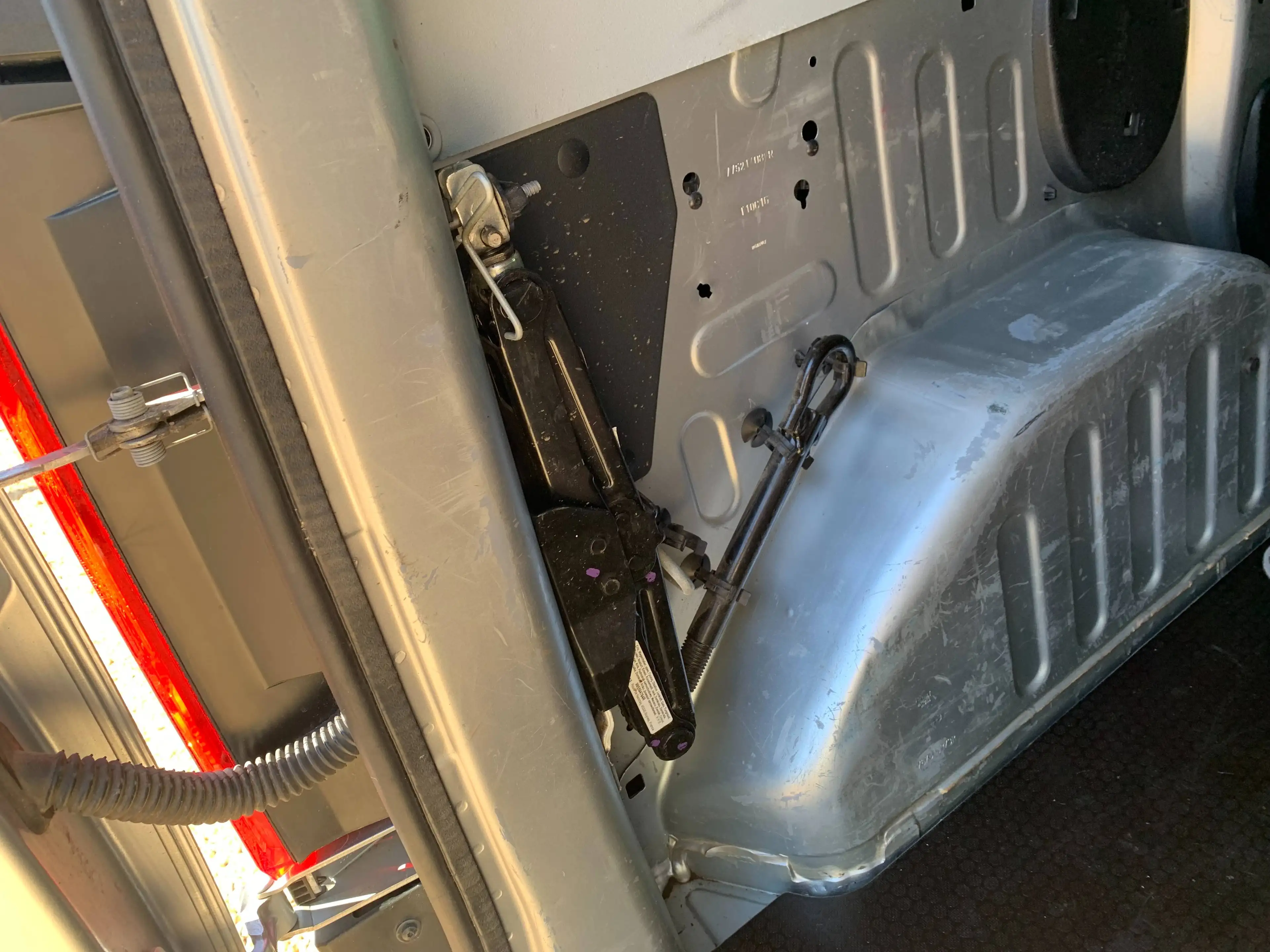 Renault Express — photo 9