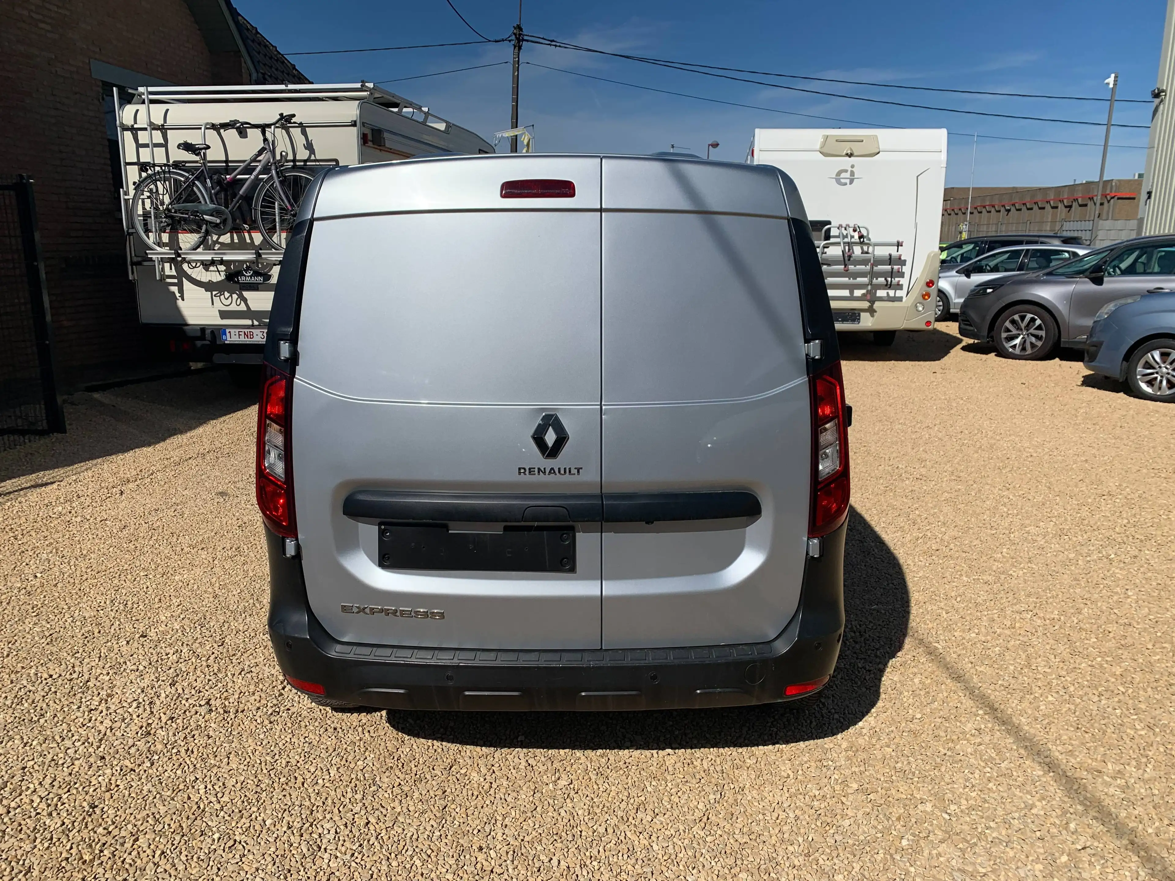 Renault Express — photo 4