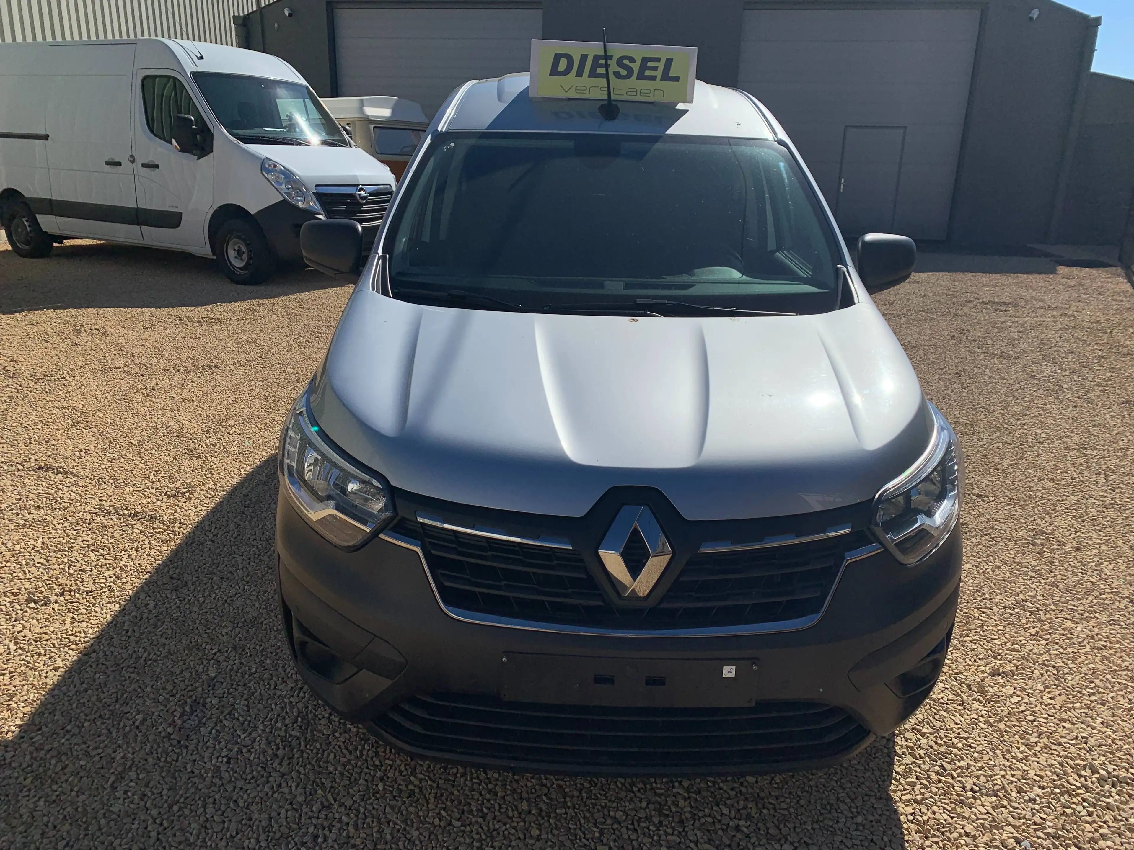 Renault Express — photo 8