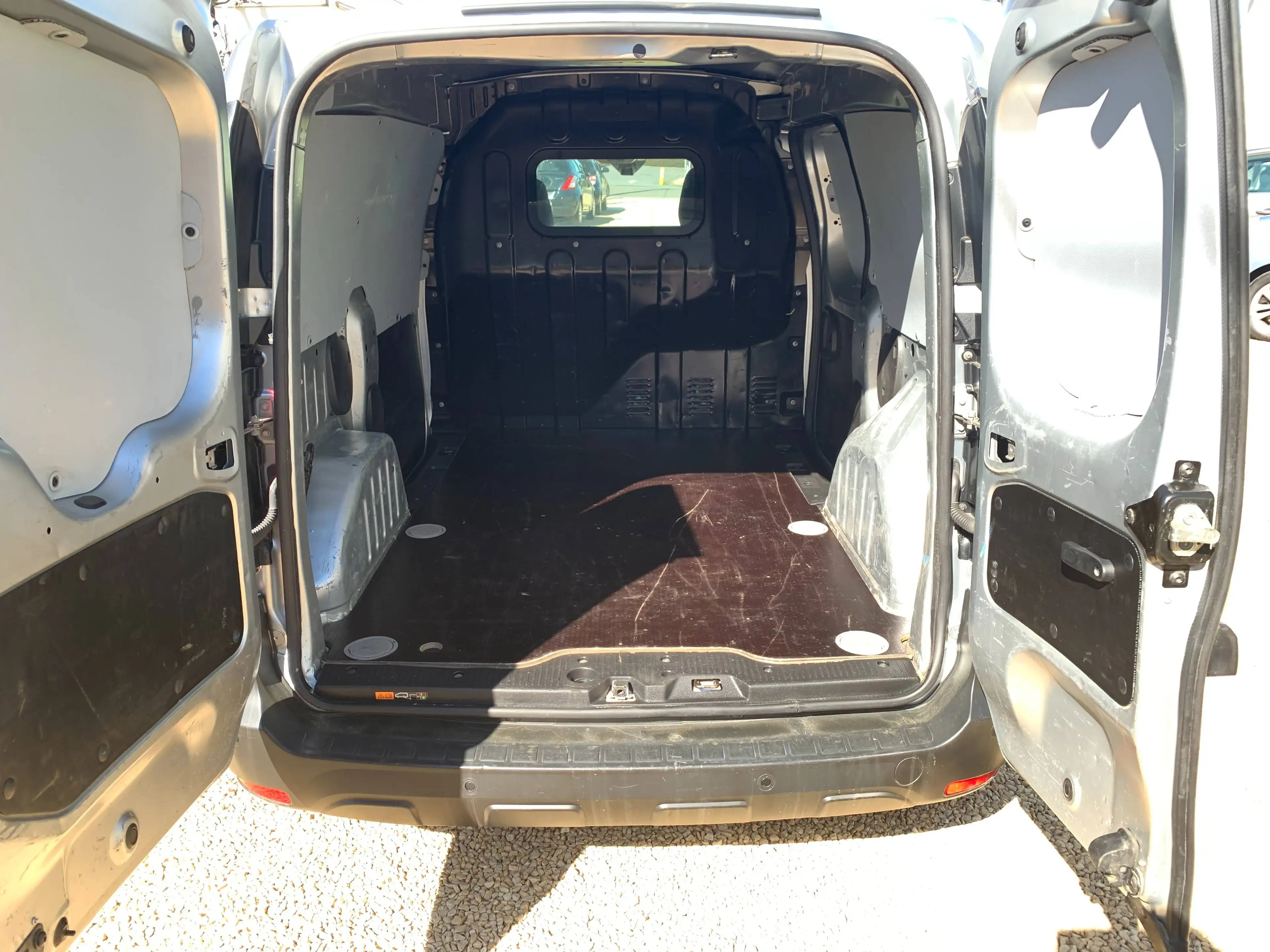 Renault Express — photo 10